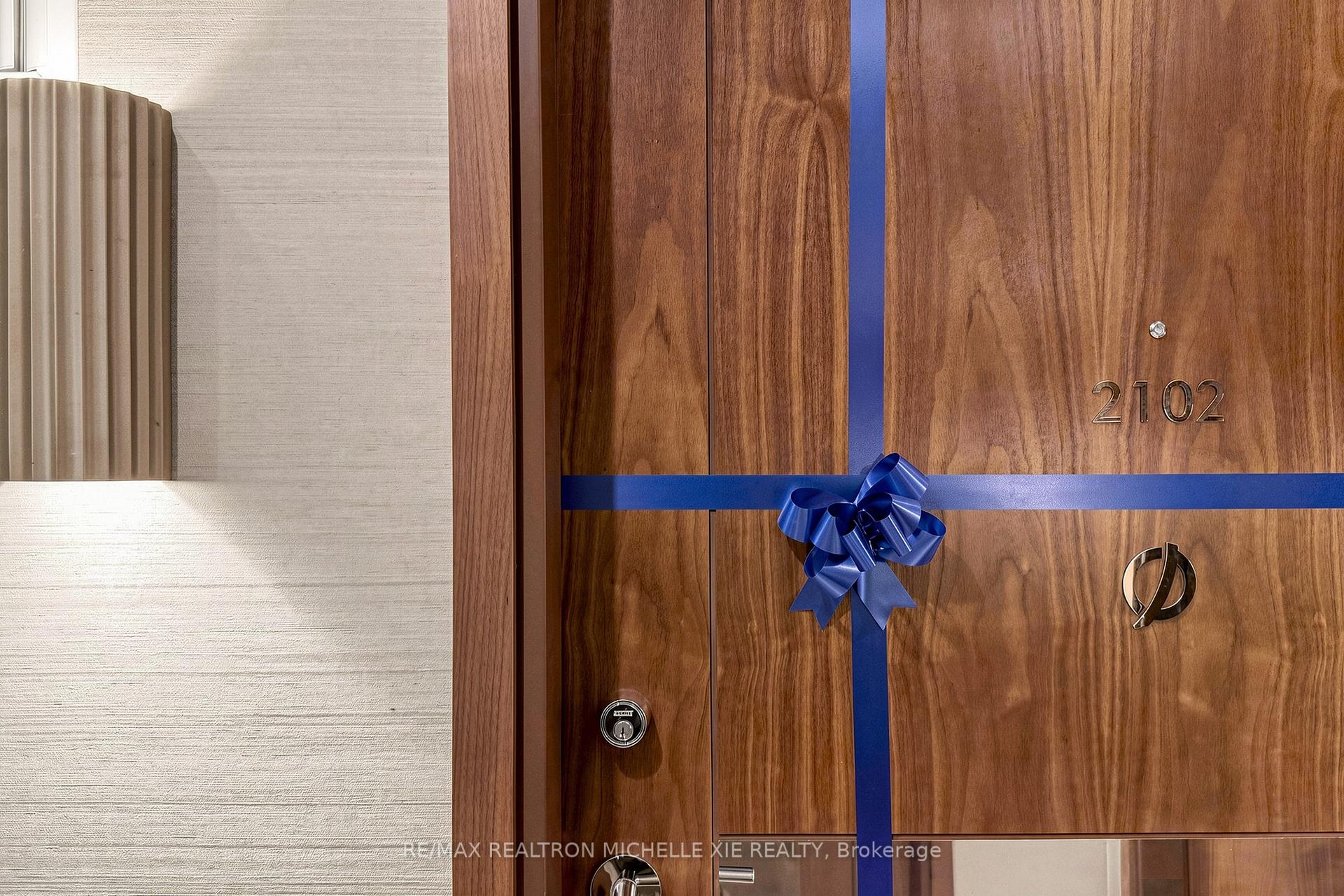 68 ESTHER SHINER Boulevard 2102, Toronto C15, ON M2K 0J6