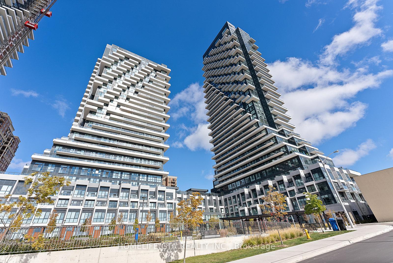 30 Inn On The Park Drive 206, Toronto C13, ON M3C 0P7