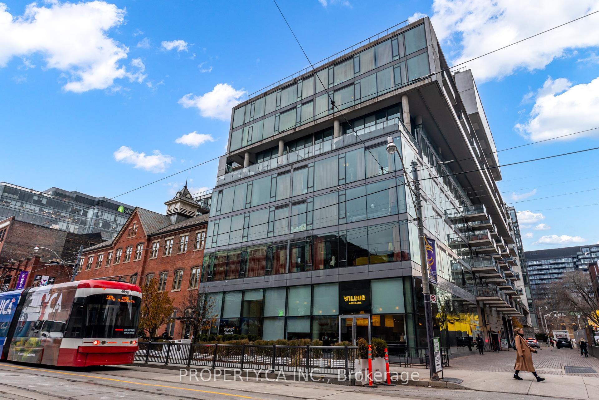 560 King Street W 1111, Toronto C01, ON M5V 1M1