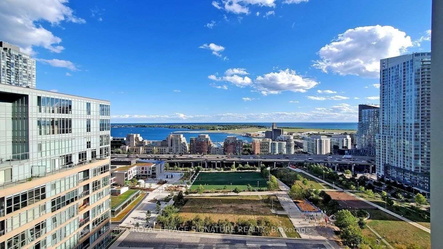 15 Iceboat Terrace 2306, Toronto C01, ON M5V 4A5