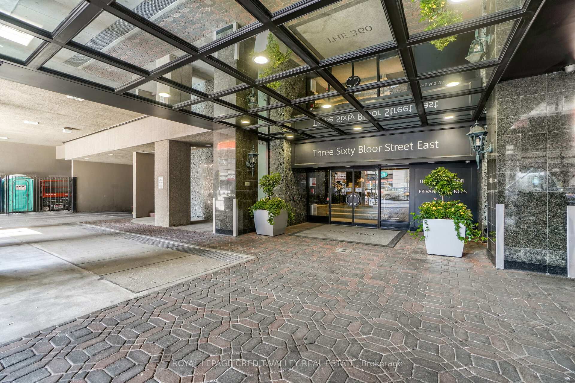 360 Bloor Street E 601, Toronto C09, ON M4W 3M3