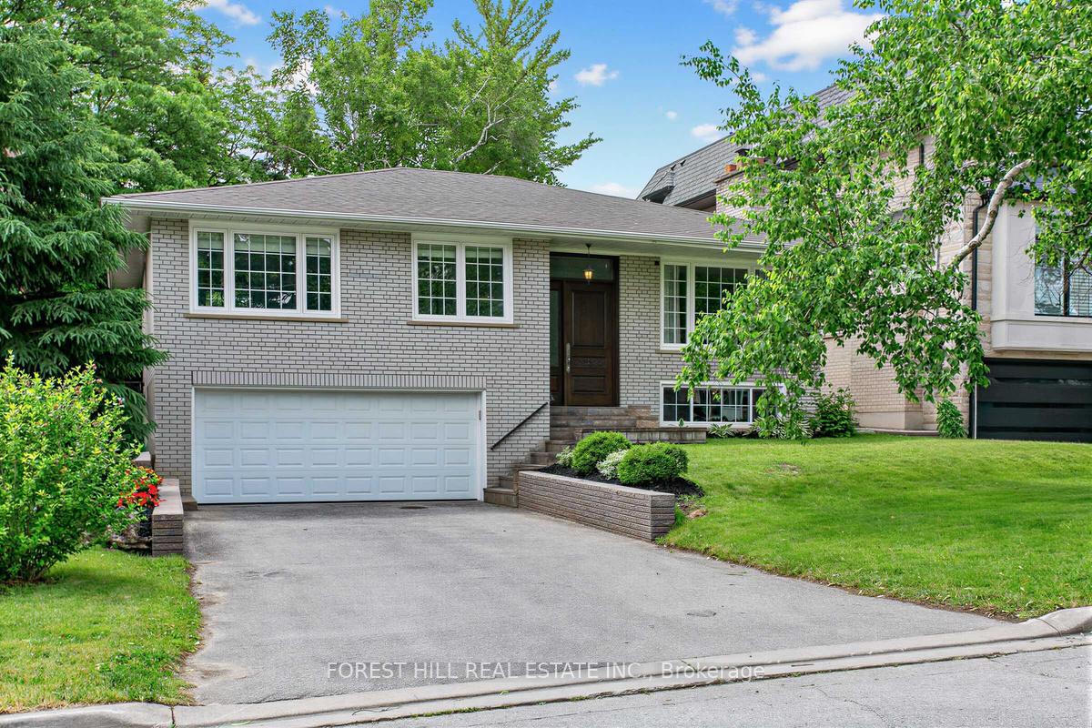 46 Viamede Crescent, Toronto C15, ON M2K 2A8