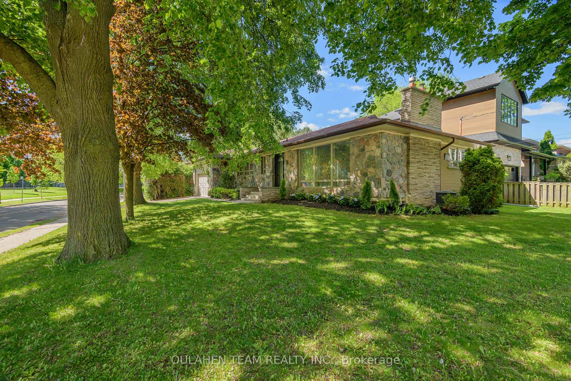 55 Foxwarren Drive, Toronto C15, ON M2K 1L1
