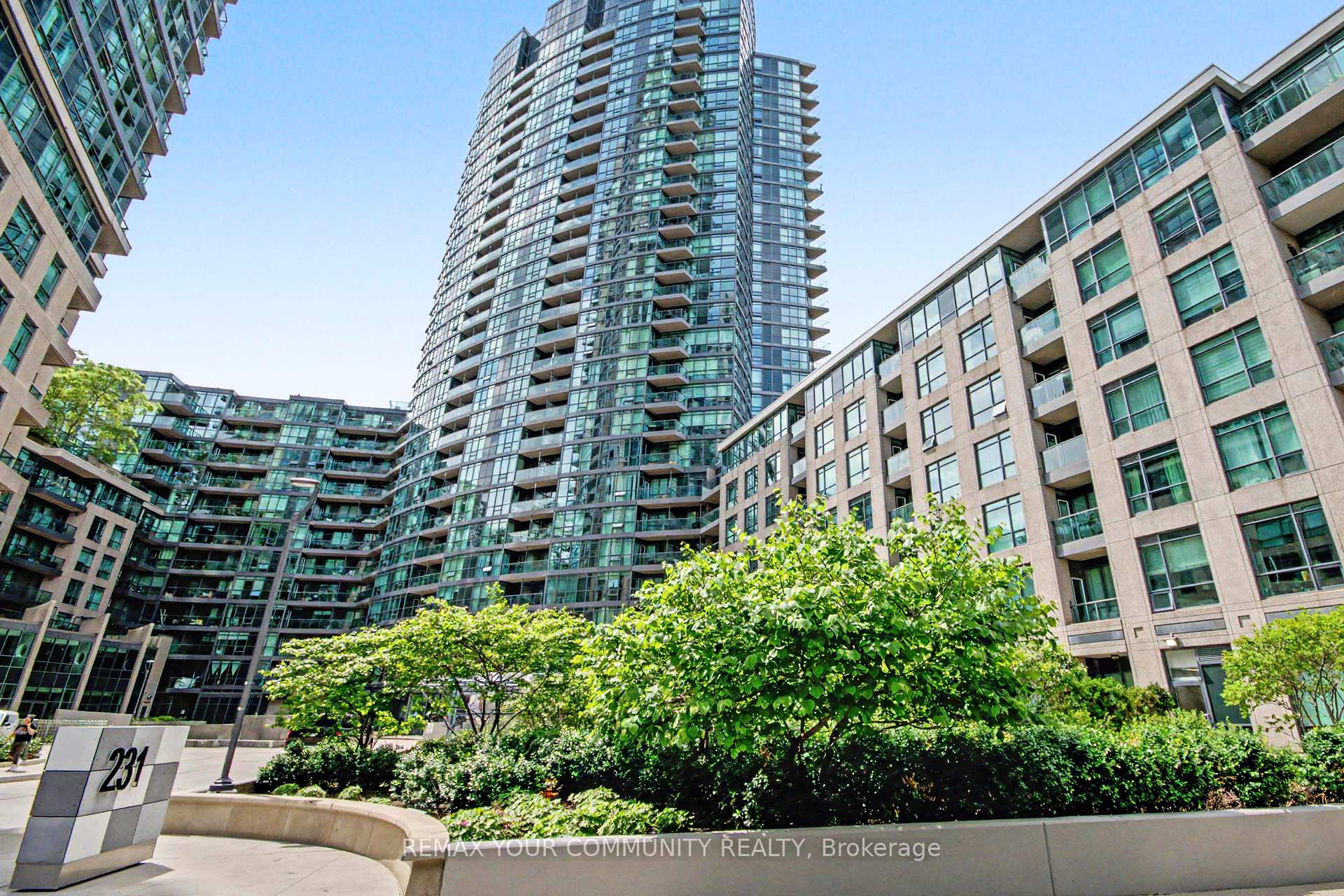 231 Fort York Boulevard 219, Toronto C01, ON M5V 1B2