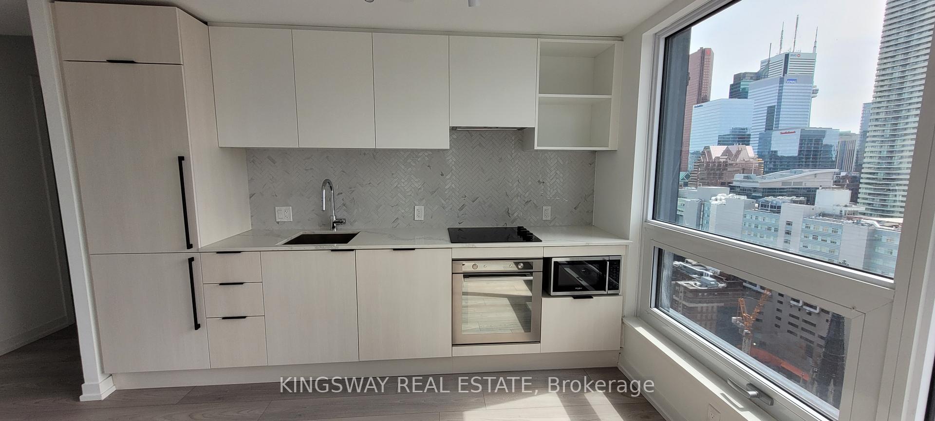 82 Dalhousie Street 3612, Toronto C08, ON M5B 0C5