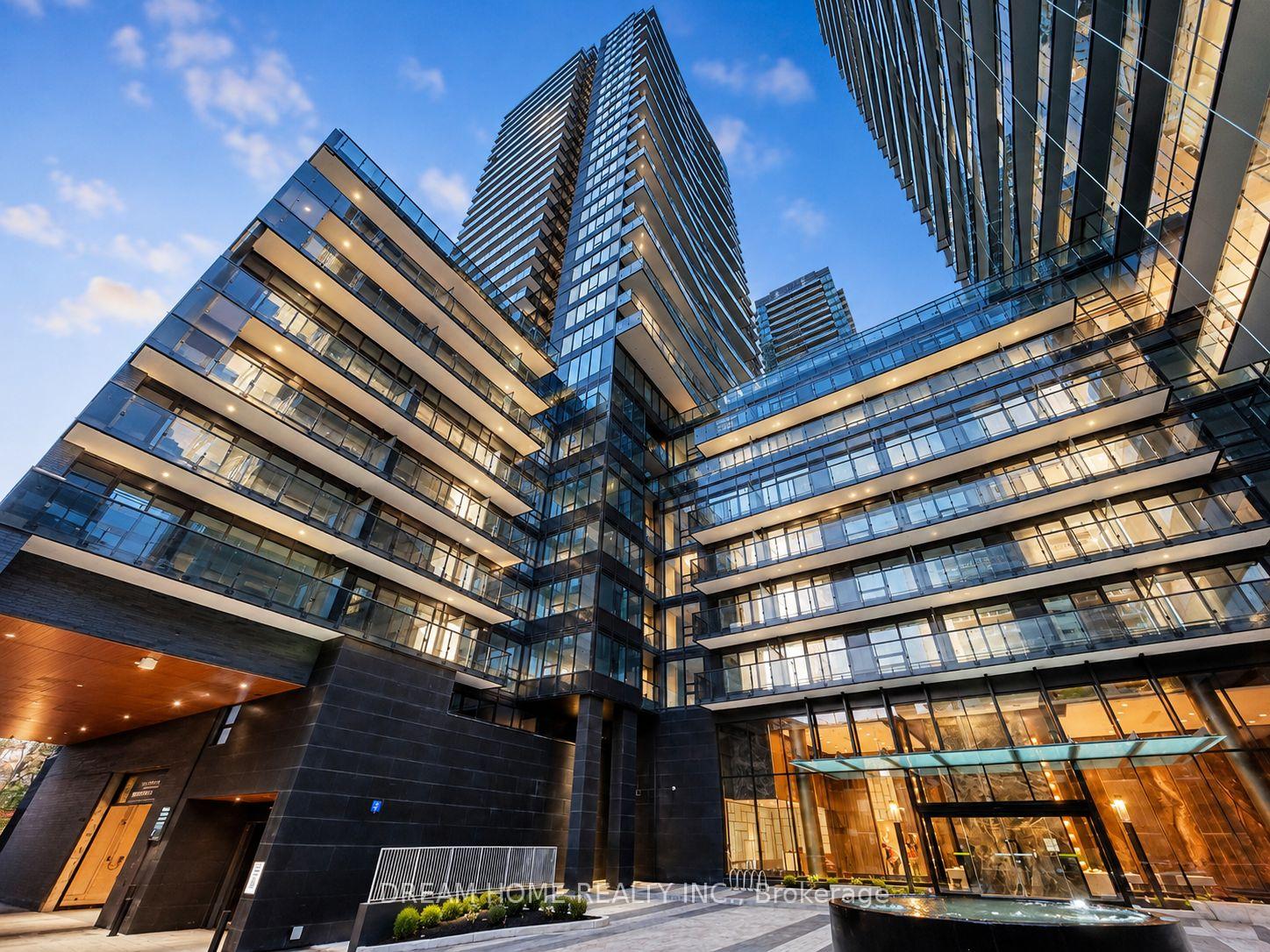 127 Broadway Avenue 210, Toronto C10, ON M4P 1V4