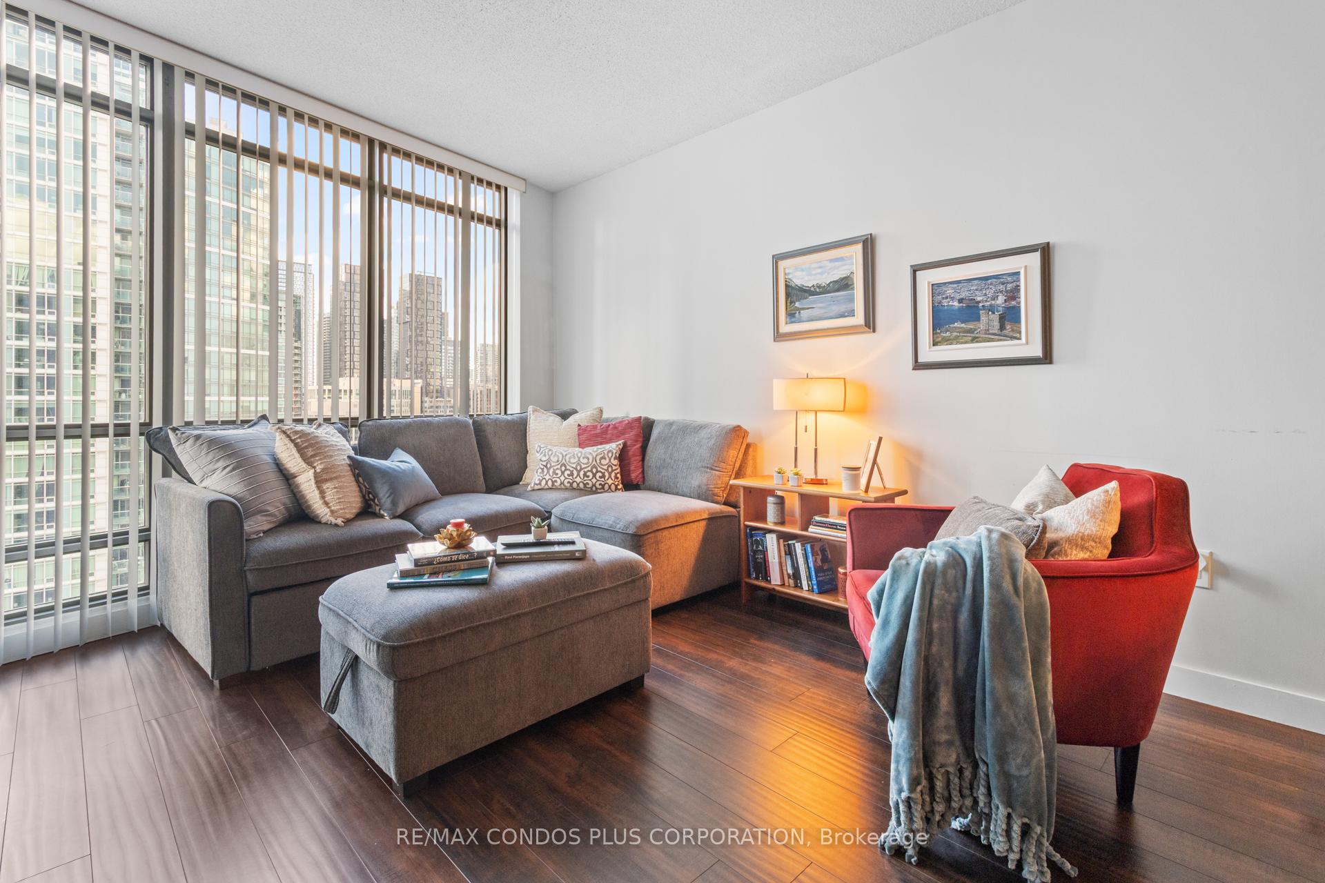 3 Navy Wharf Court 2205, Toronto C01, ON M5V 3V1