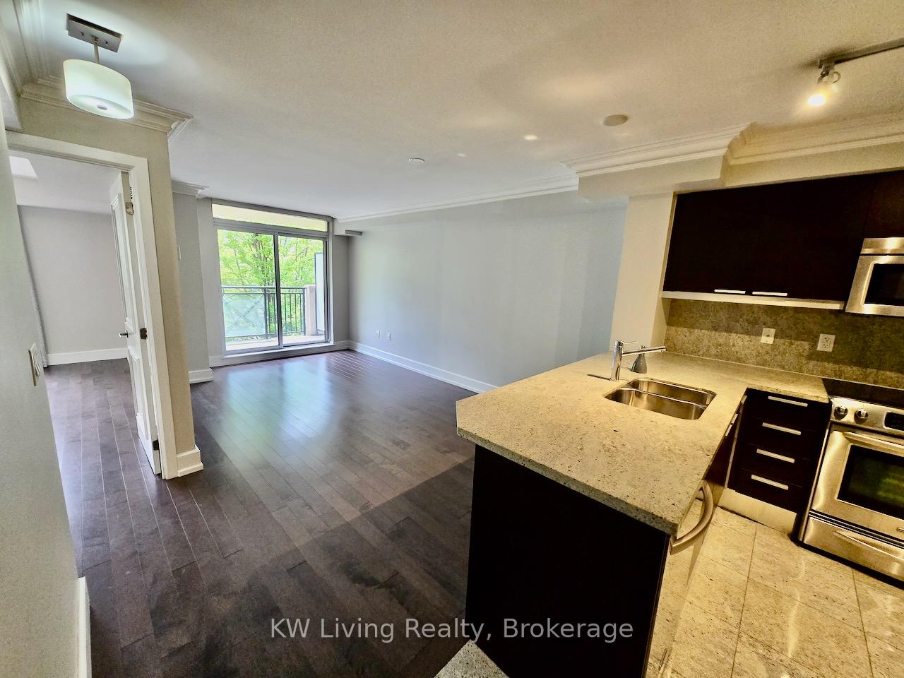 650 Sheppard Avenue E 220, Toronto C15, ON M2K 3E4