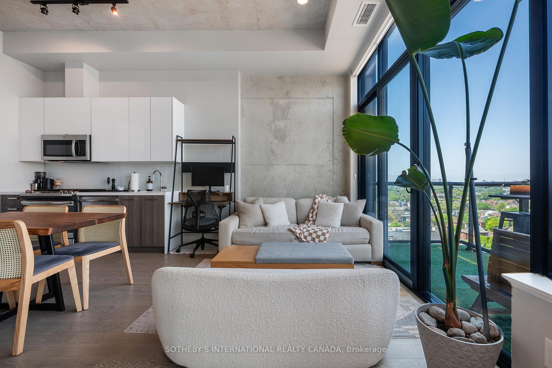 608 Richmond Street W PH01, Toronto C01, ON M5V 1Y9