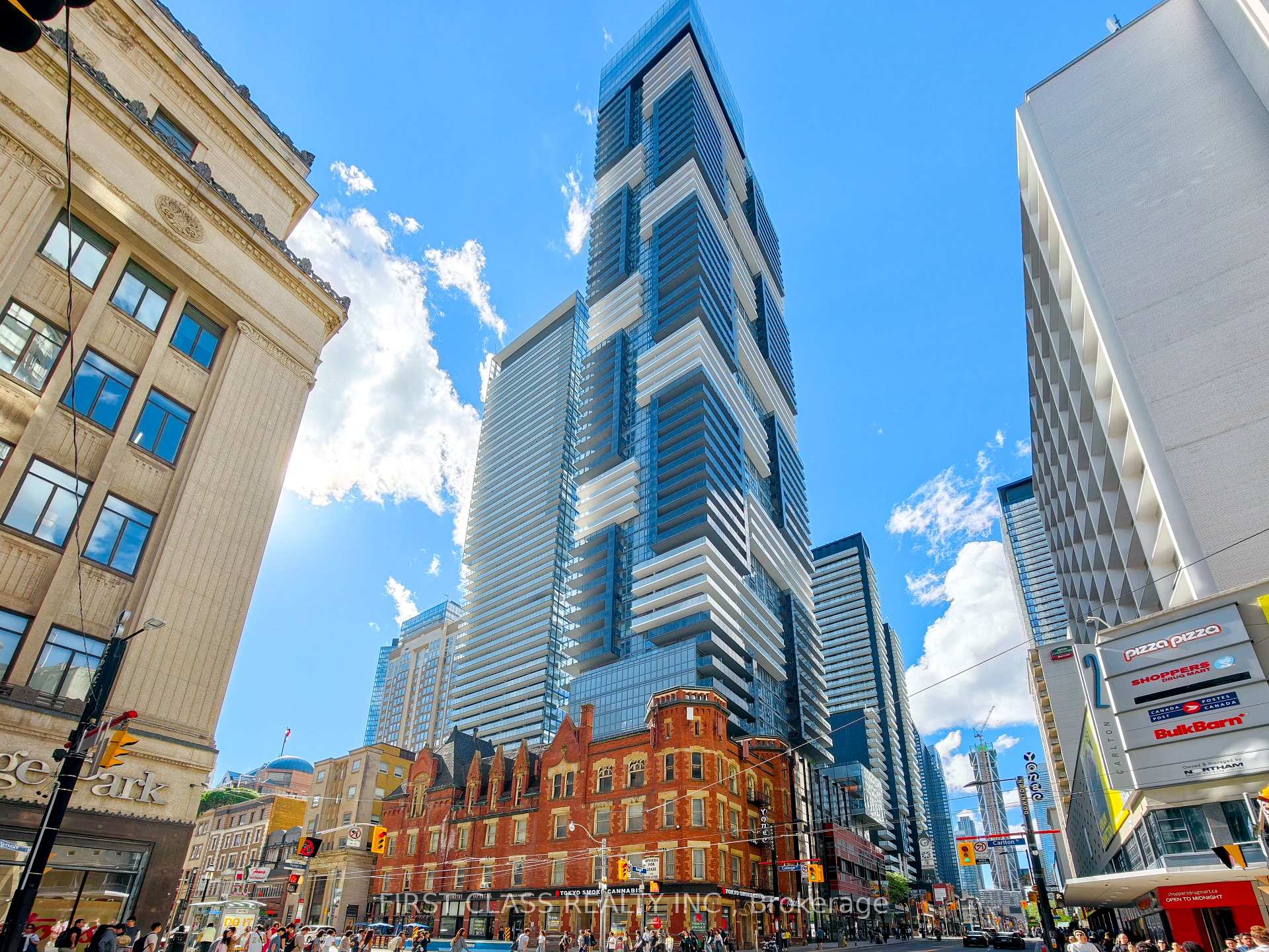 7 Grenville Street 3611, Toronto C01, ON M4Y 0E9