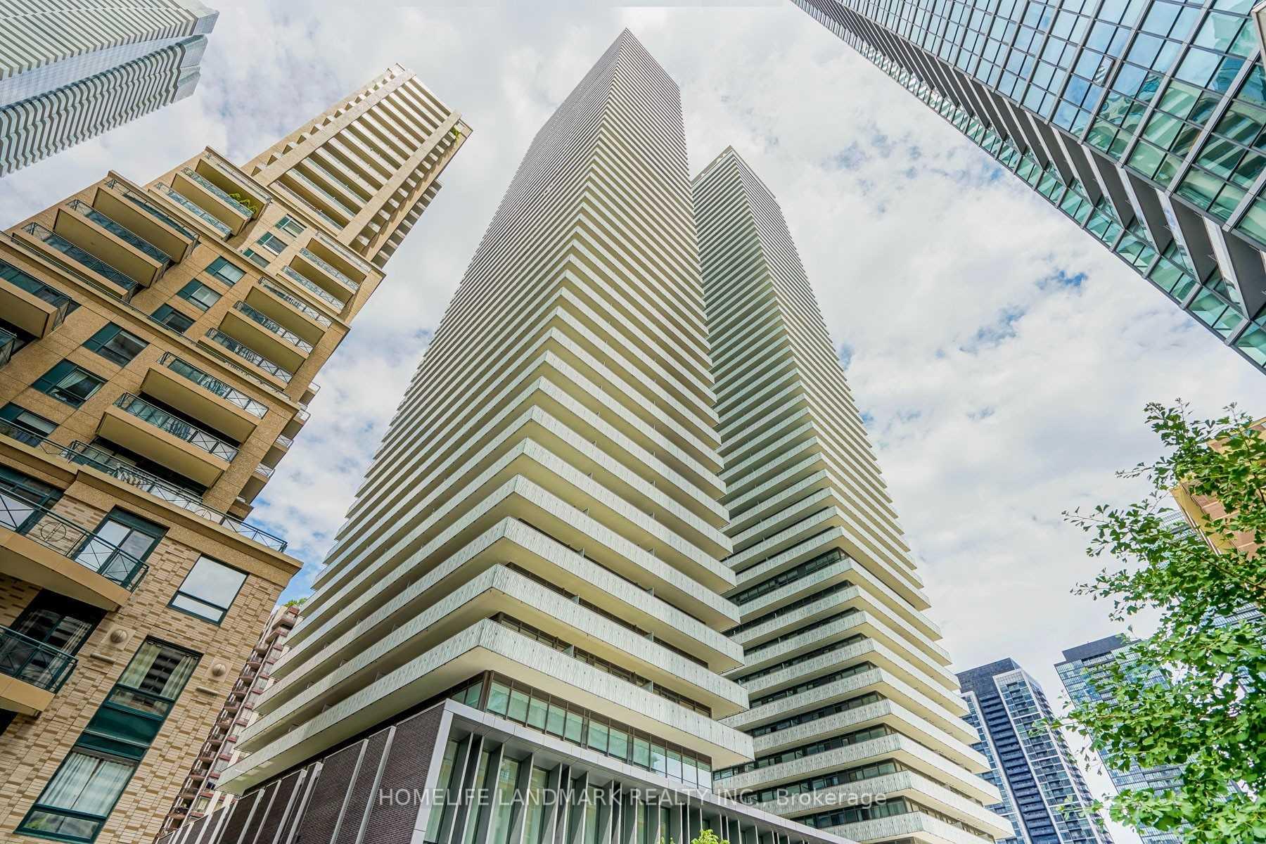 42 Charles Street E 3209, Toronto C08, ON M4Y 1T4