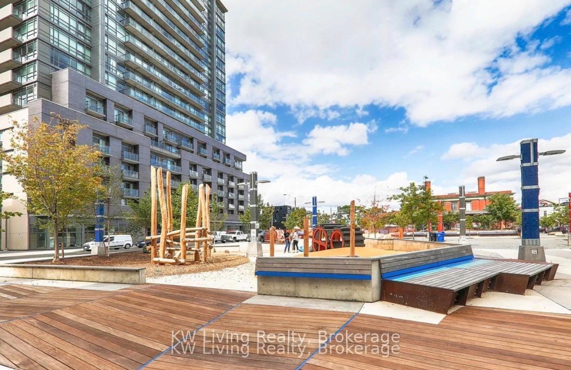 36 Lisgar Street 1211E, Toronto C01, ON M6J 0C7