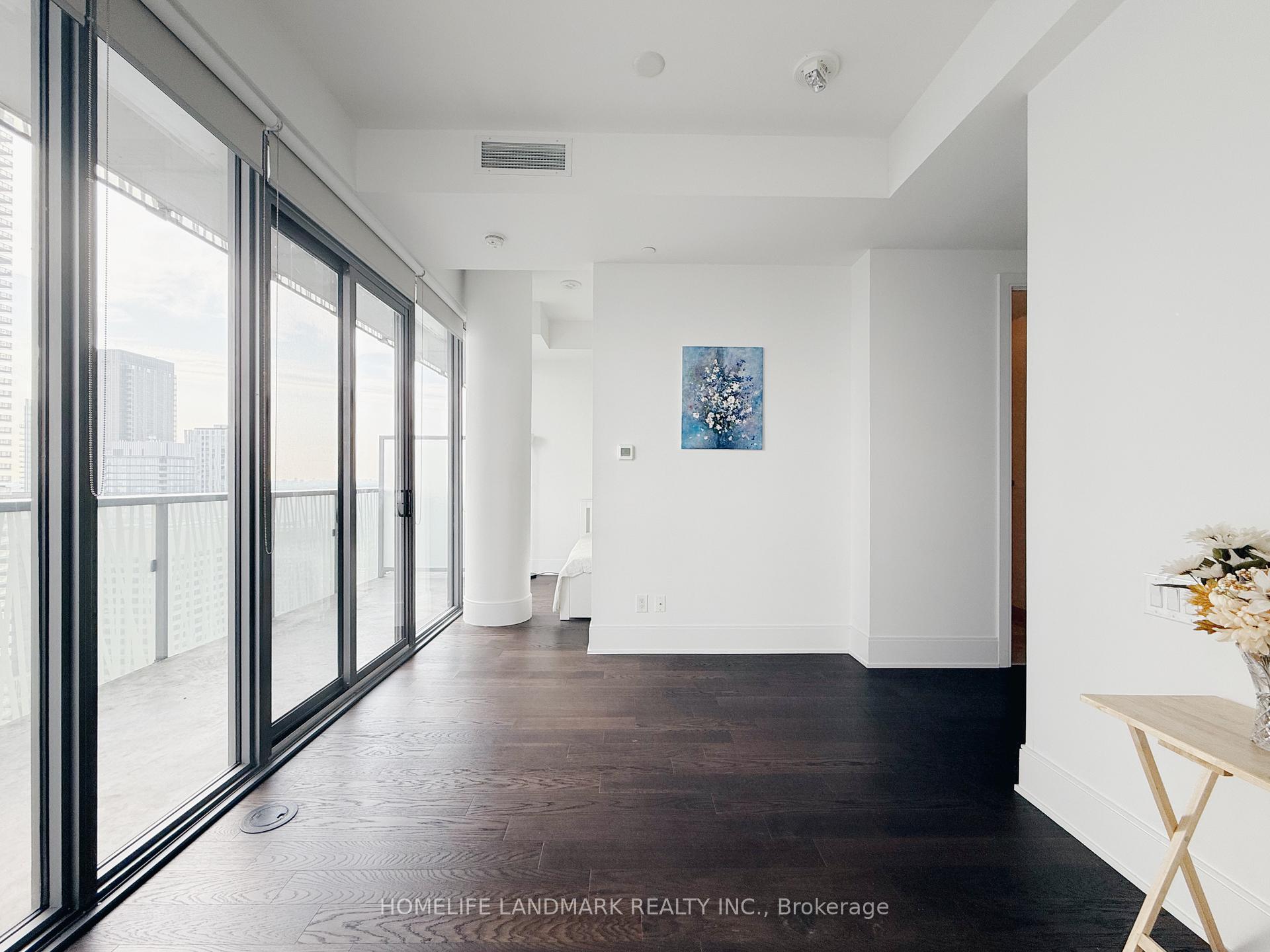 50 Charles Street E Lph5005, Toronto C08, ON M4Y 0C3