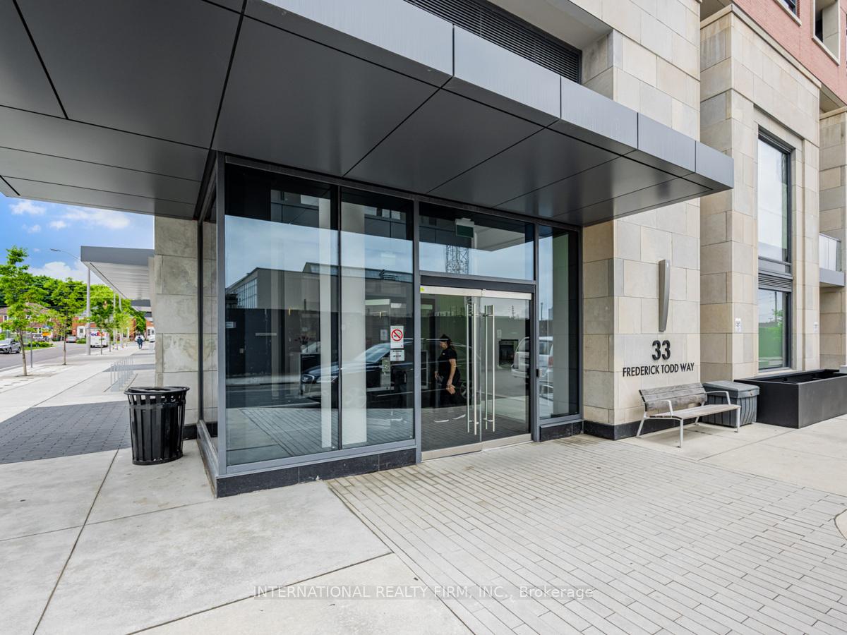 33 Frederick Todd Way W 207, Toronto C11, ON M4G 0C9