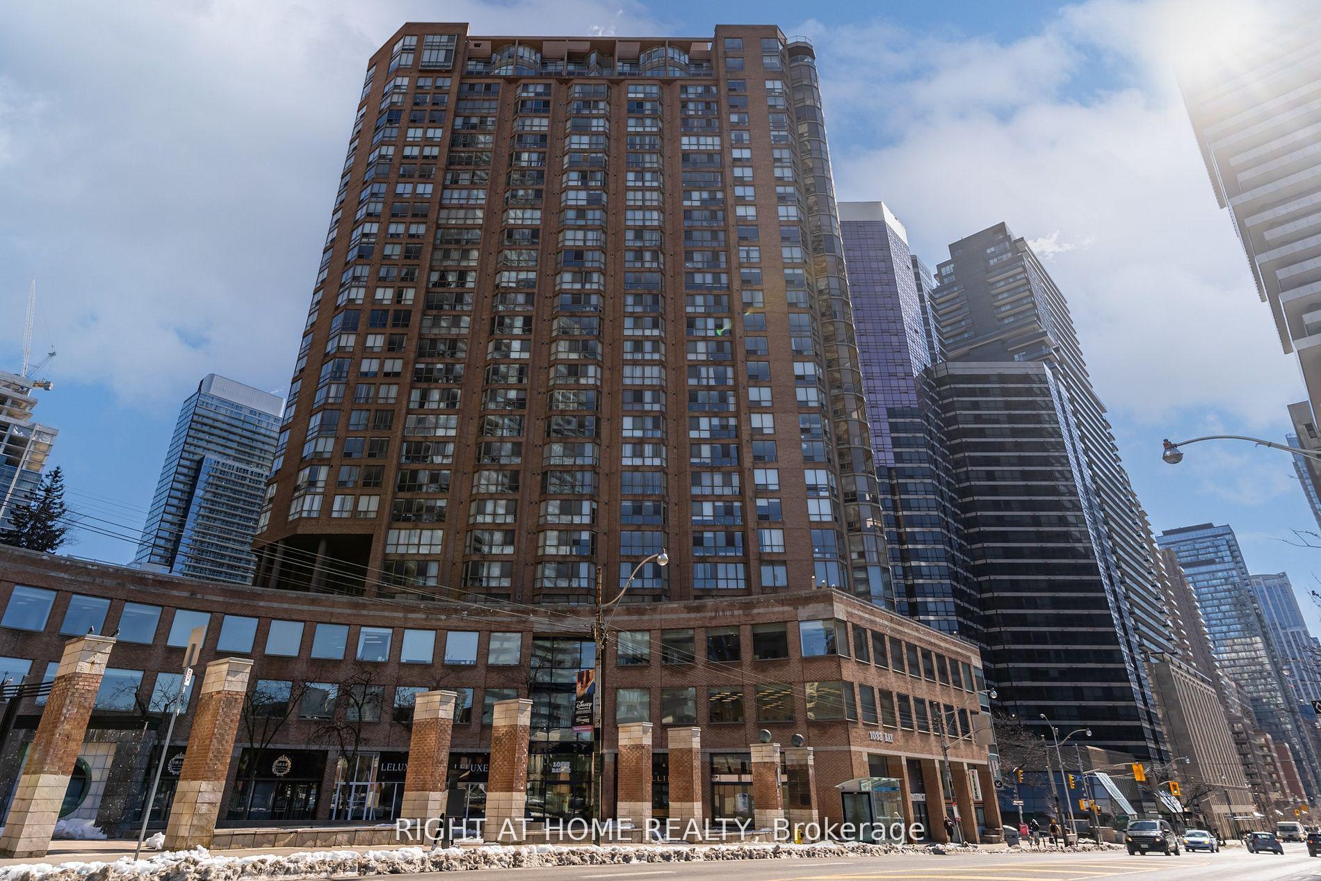 44 St Joseph Street 2702, Toronto C01, ON M4Y 2W4