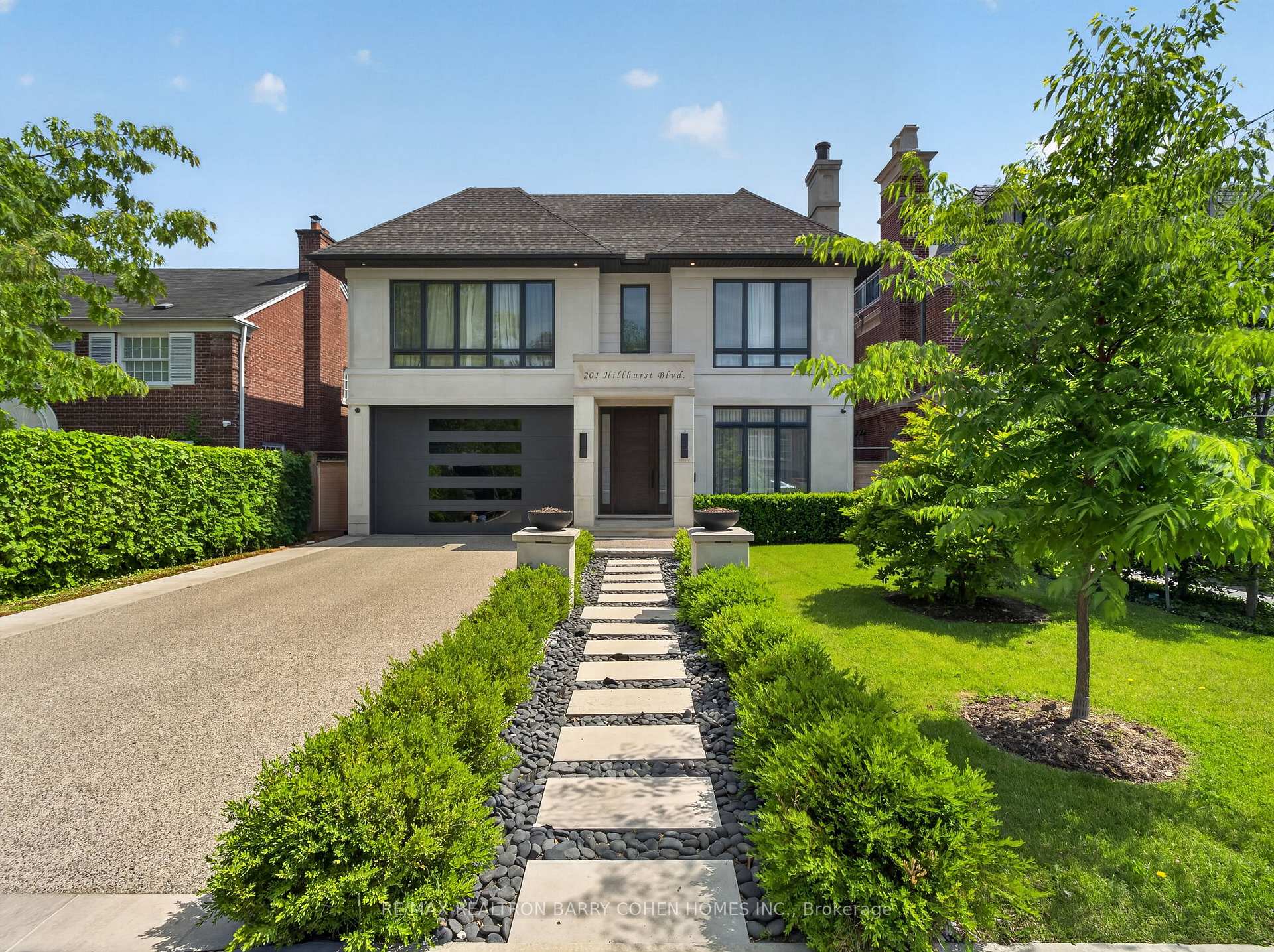 201 Hillhurst Boulevard, Toronto C04, ON M5N 1P3