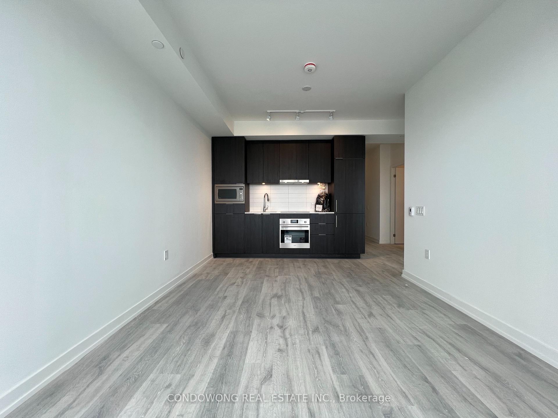 8 Olympic Garden Drive S2407, Toronto C14, ON M2M 0B9