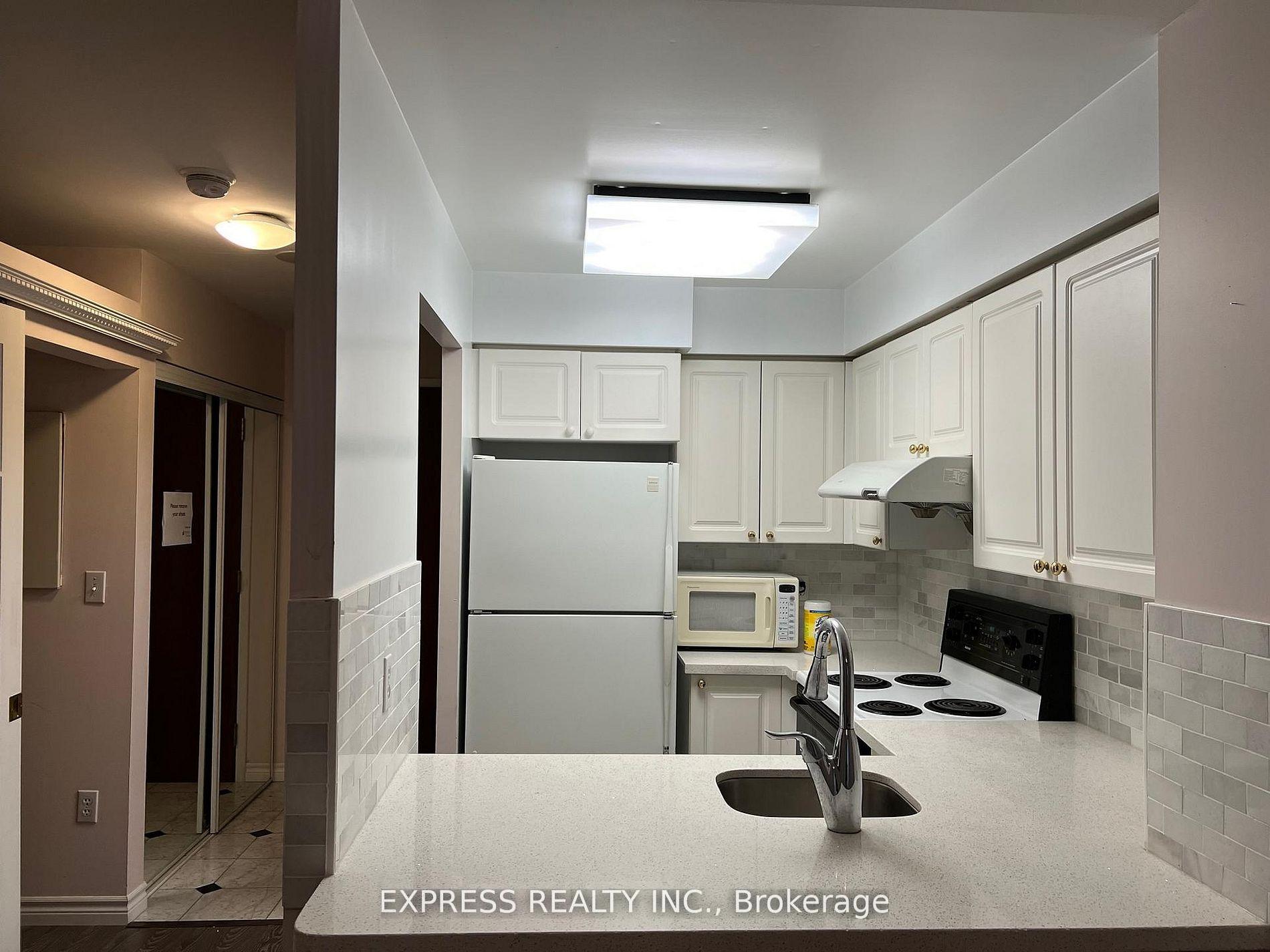 8 Pemberton Avenue 103, Toronto C14, ON M2M 4K8