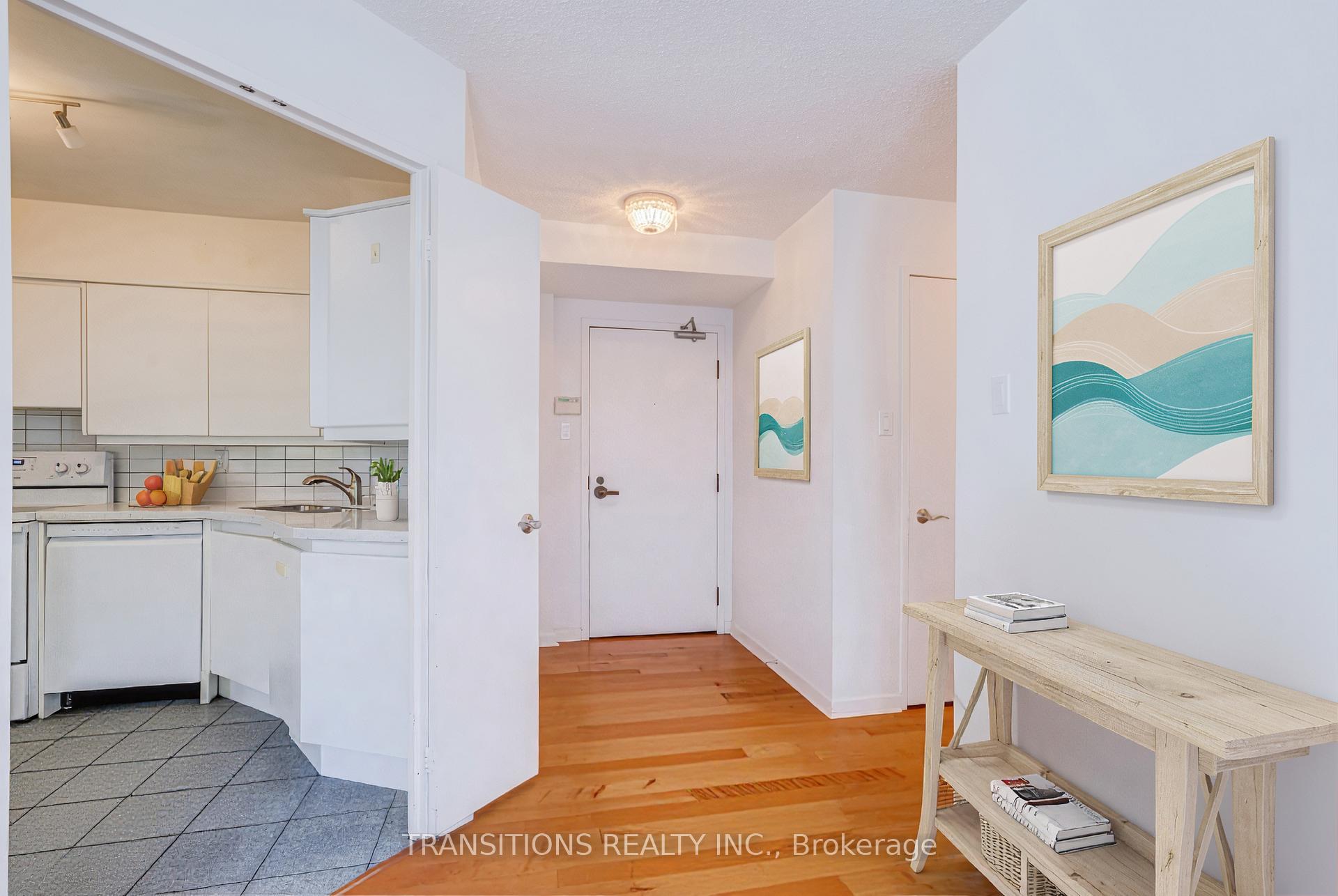 25 Maitland Street 610, Toronto C08, ON M4Y 2W1