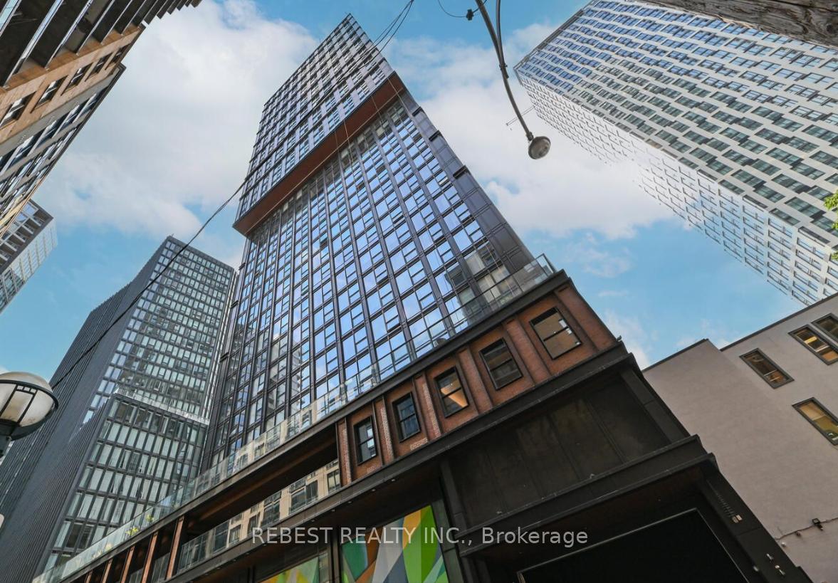 82 Dalhousie Street 1903, Toronto C08, ON M5B 0C5