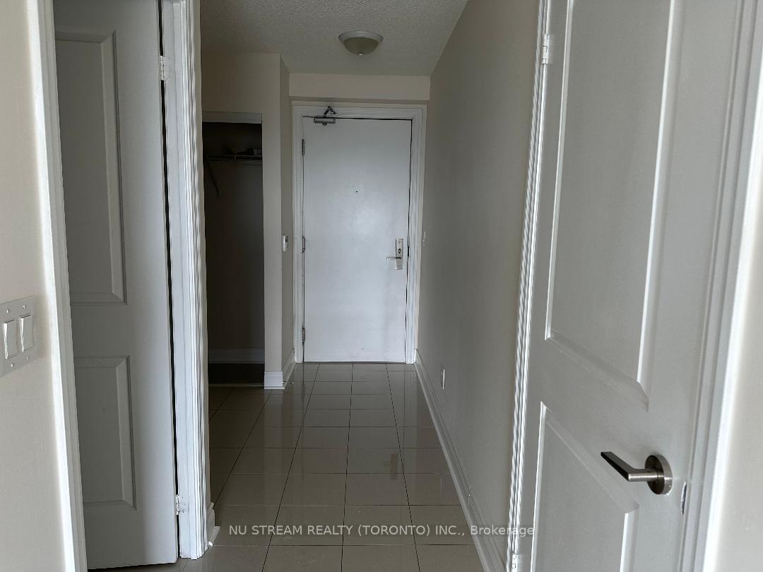 275 Yorkland Road 2802, Toronto C15, ON M2J 0B3