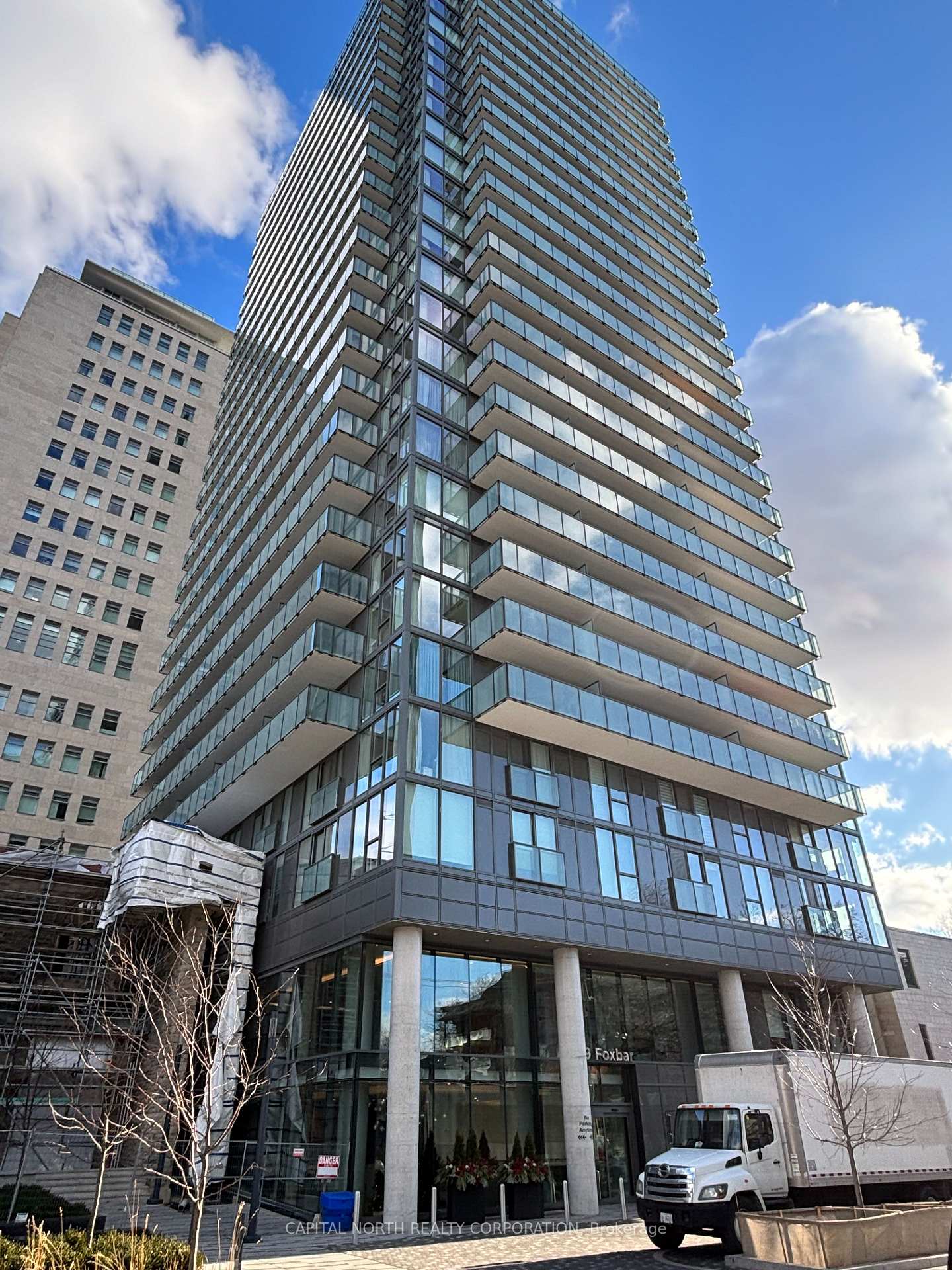 99 Foxbar Drive 403, Toronto C02, ON M4V 0B2