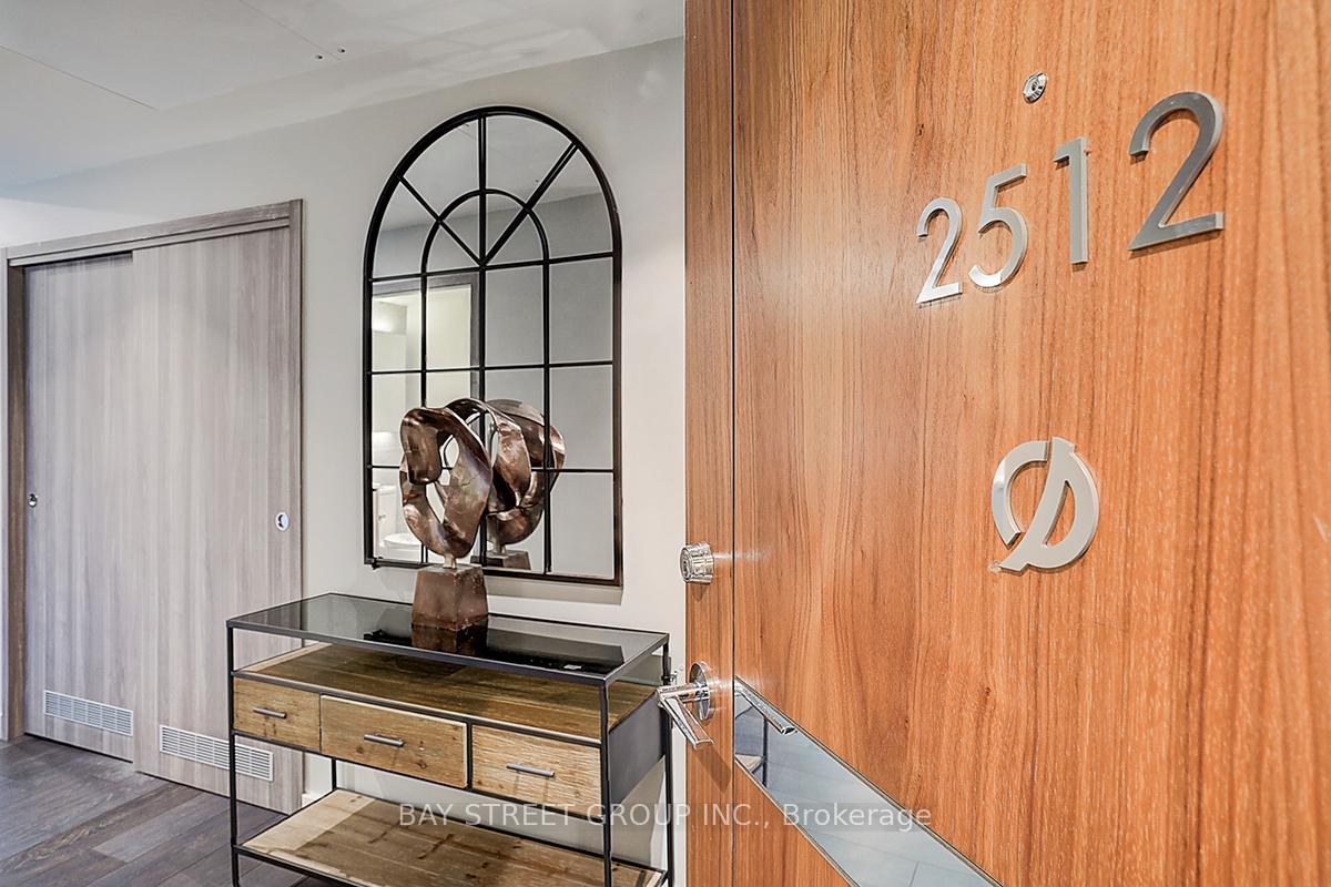 95 Mcmahon Drive 2512, Toronto C15, ON M2K 0H2