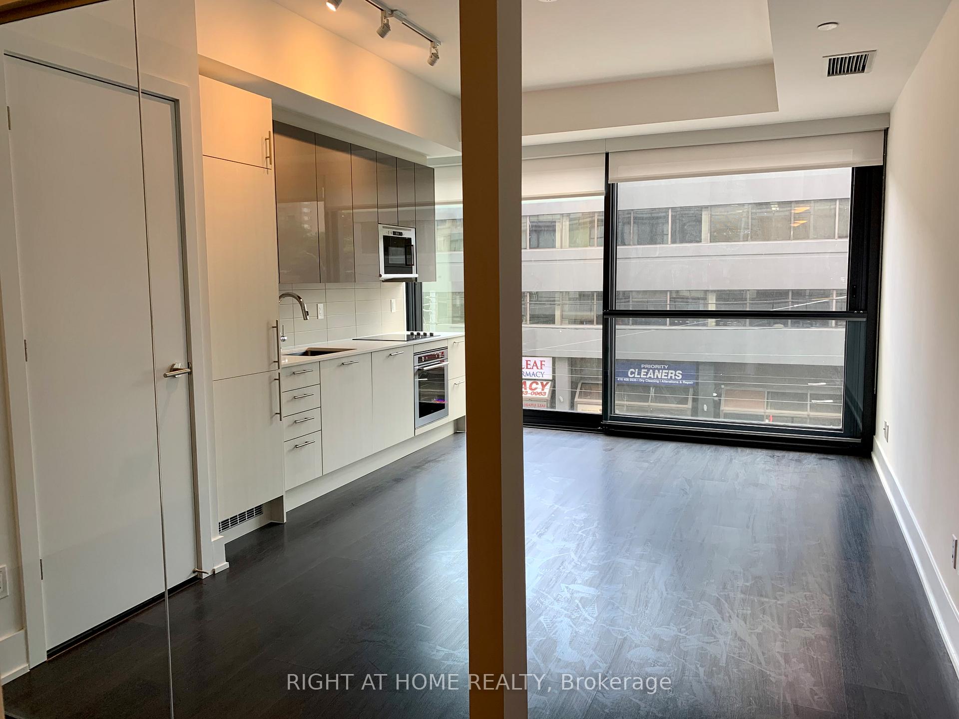 403 Church Street 205, Toronto C08, ON M4Y 0C9