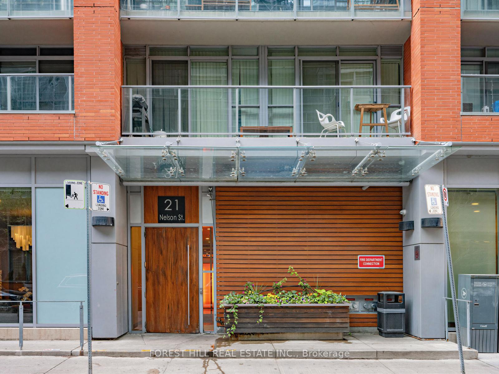 21 Nelson Street 1019, Toronto C01, ON M5V 3H9