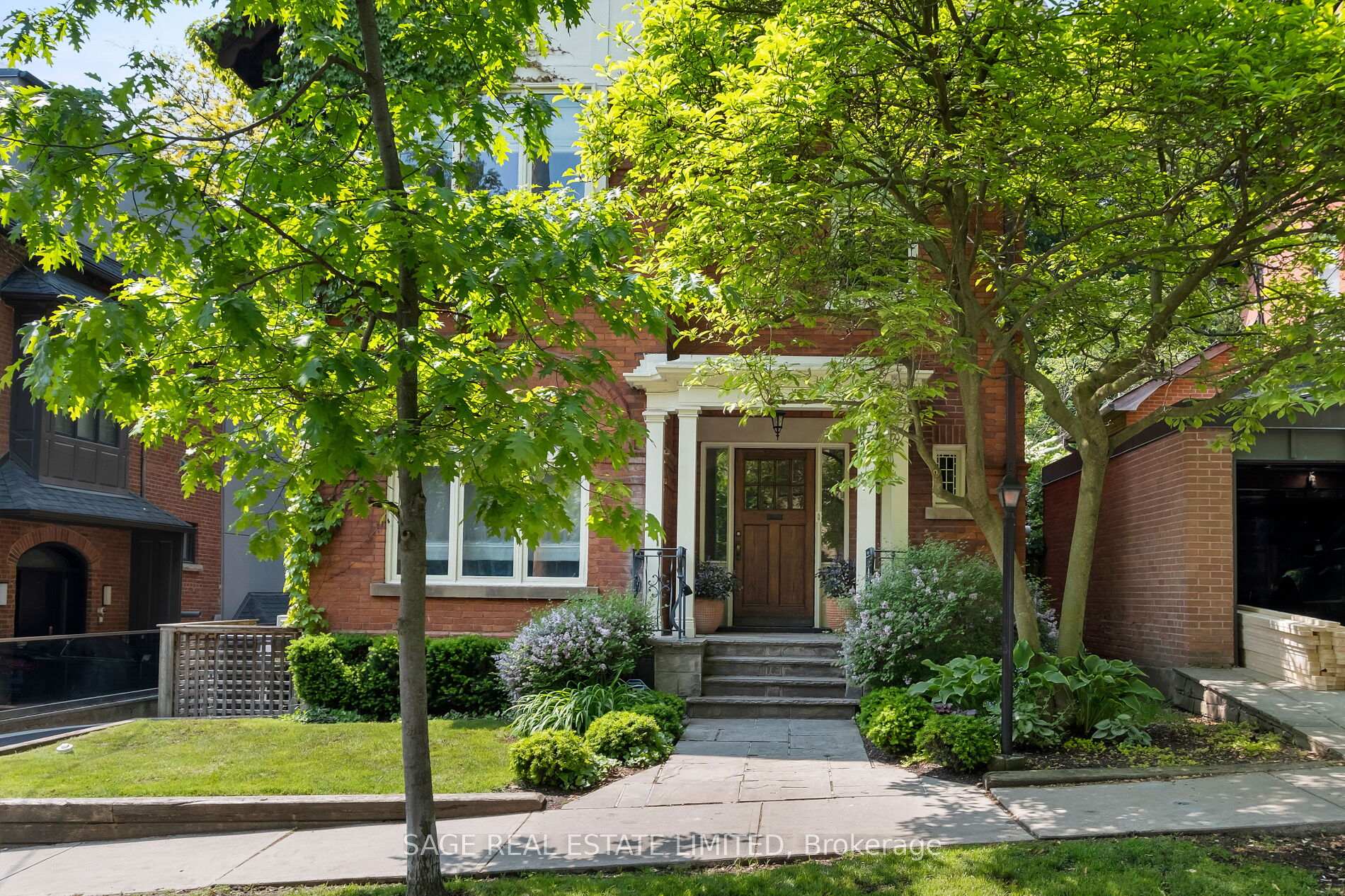 104 Park Road, Toronto C09, ON M4W 2N7