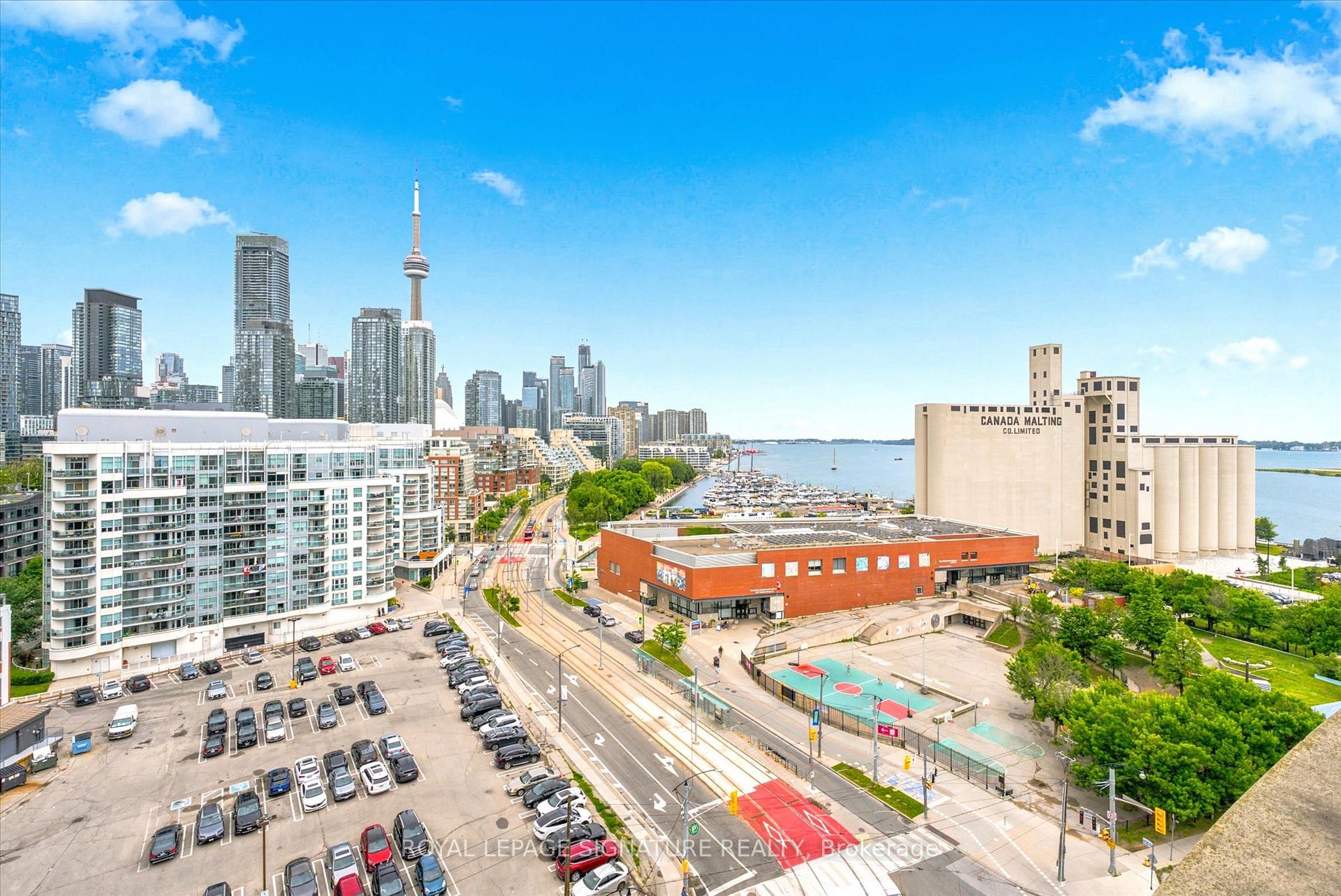 650 Queens Quay W 1605, Toronto C01, ON M5V 3N2