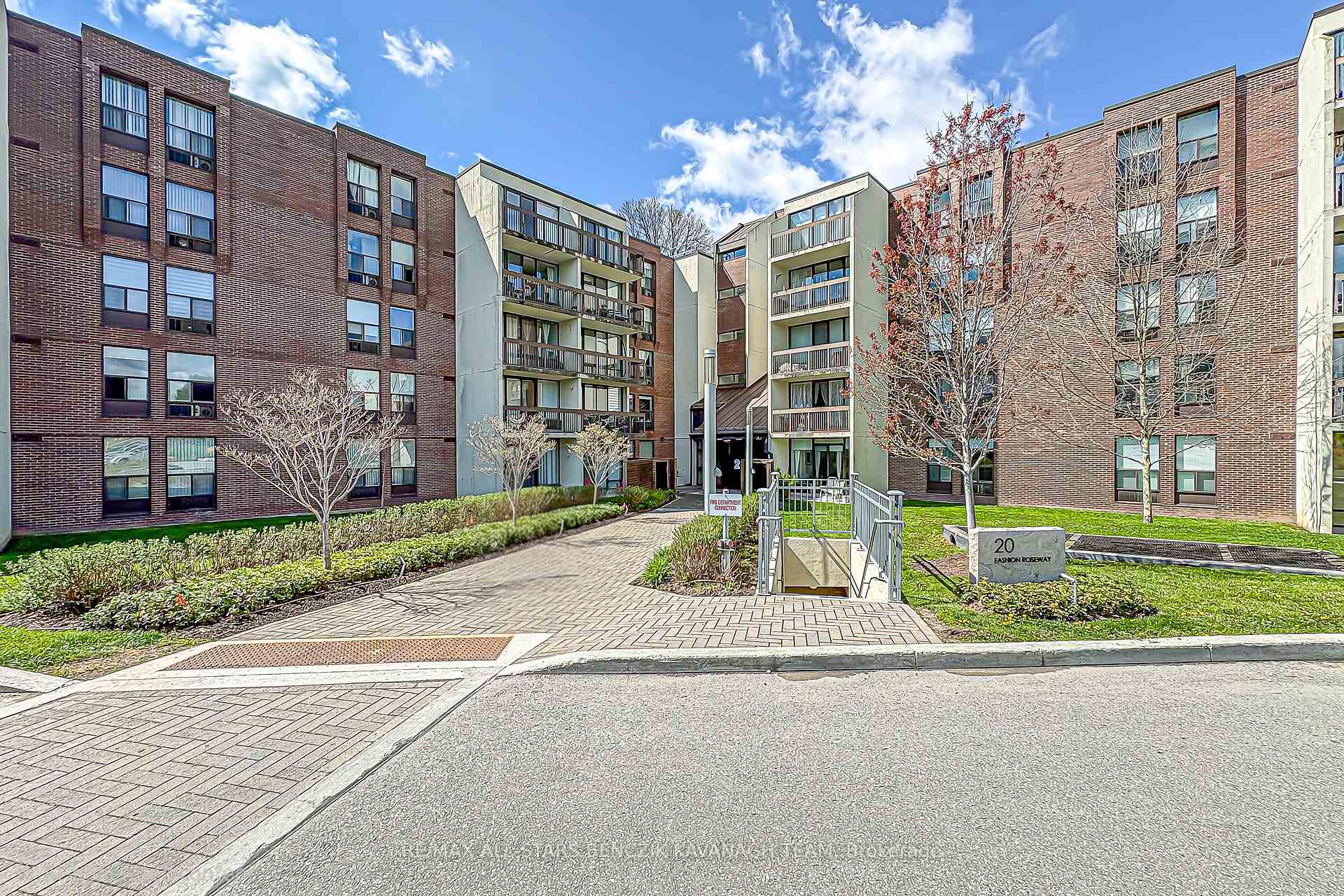 20 Fashion Roseway N/A 408, Toronto C14, ON M2N 6B5
