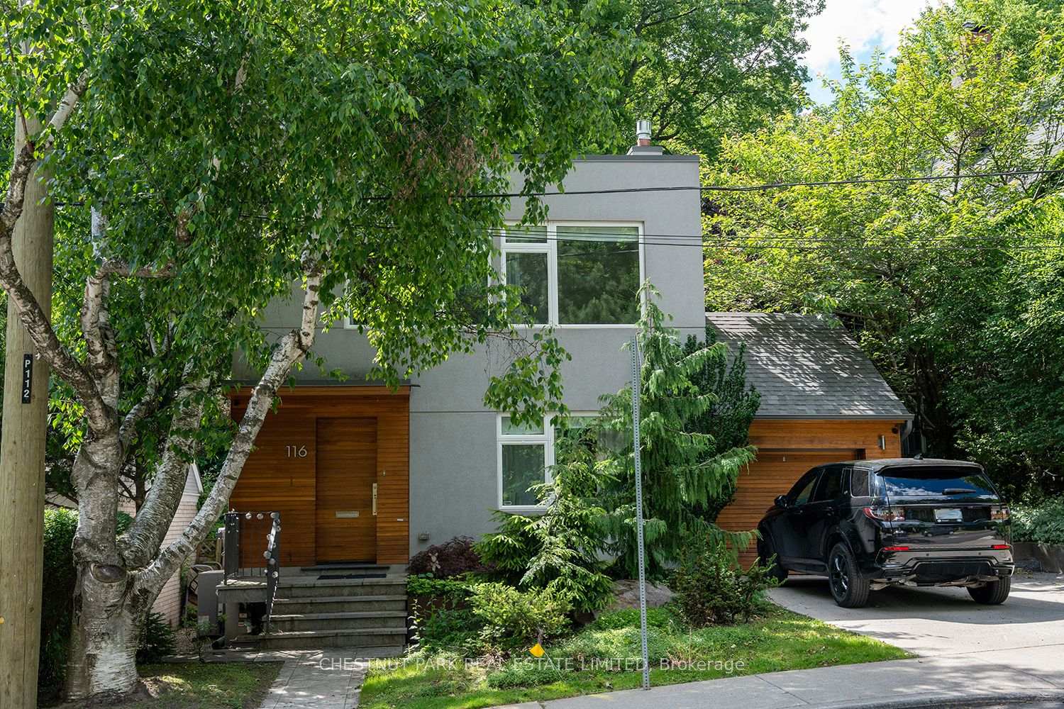 116 Boulton Drive, Toronto C02, ON M4V 2V6