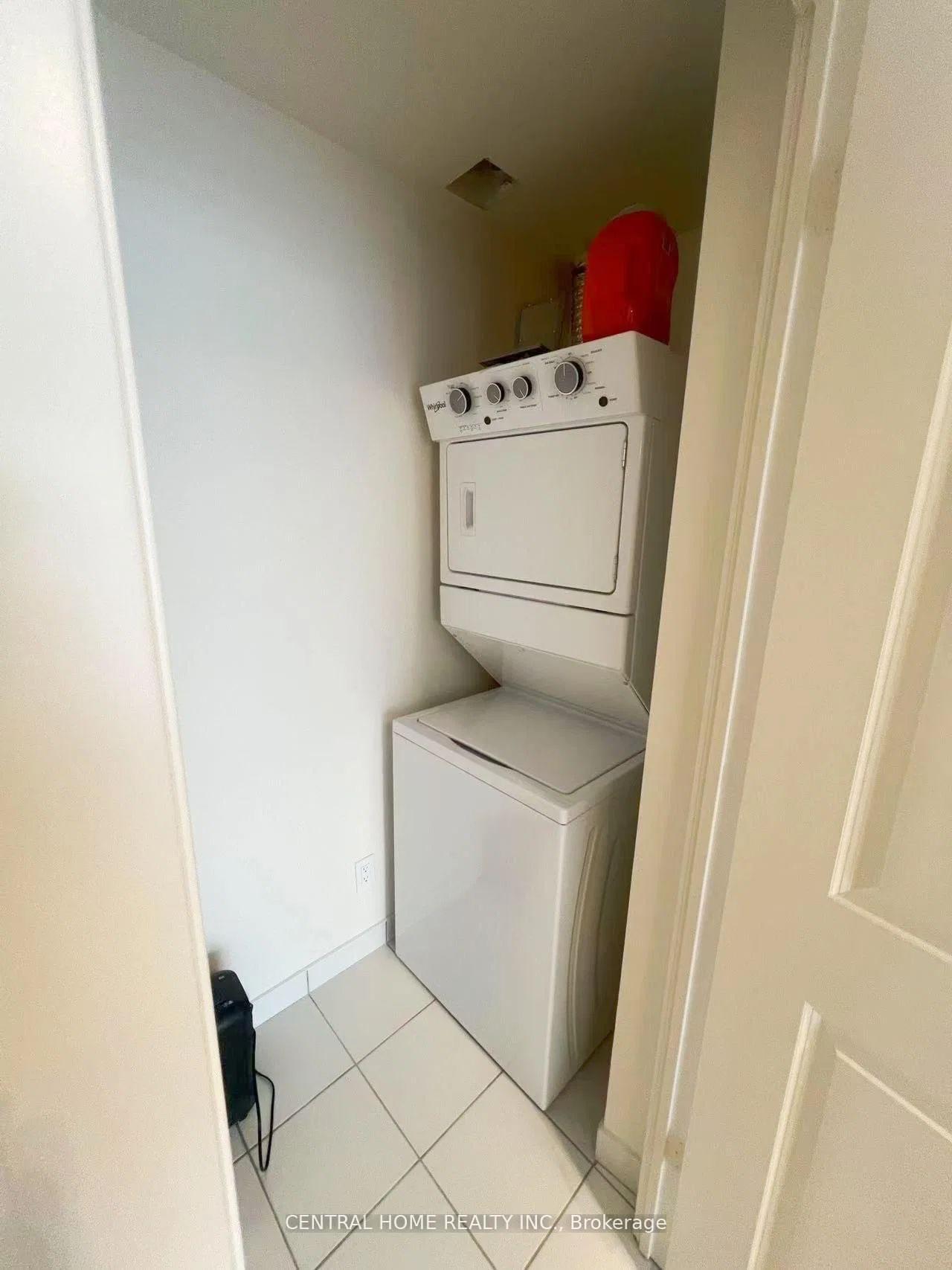 4955 Yonge Street 2815, Toronto C14, ON M2N 0L8