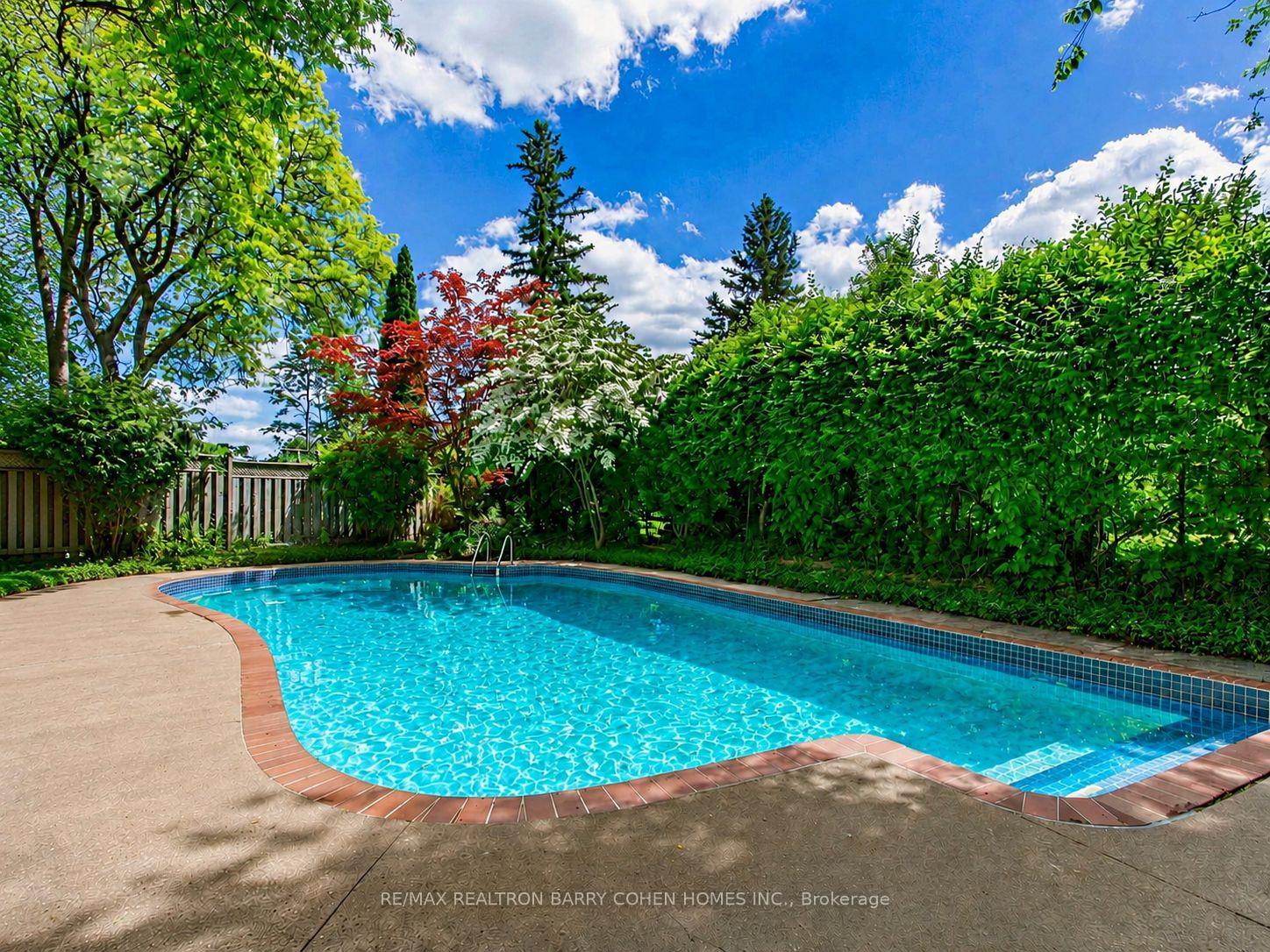 8 Boldmere Crescent, Toronto C15, ON M2J 2R9