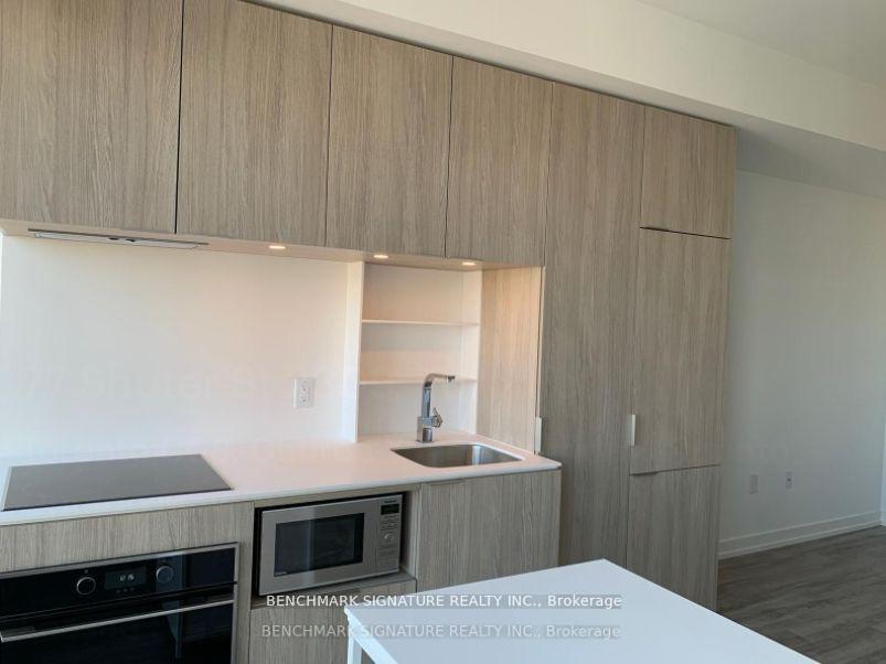 77 Shuter Street 2309, Toronto C08, ON M5B 0B8