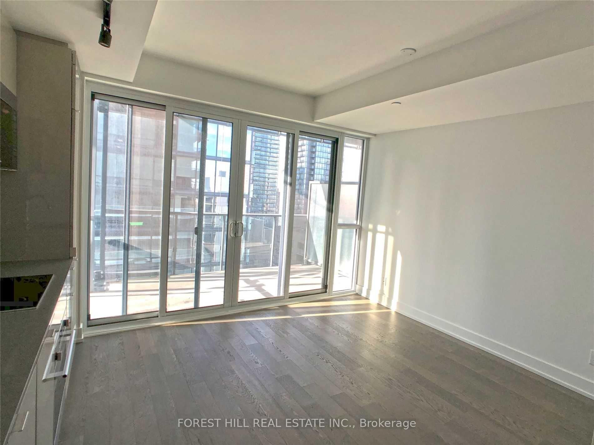 7 Grenville Street 2702, Toronto C01, ON M4Y 0E9