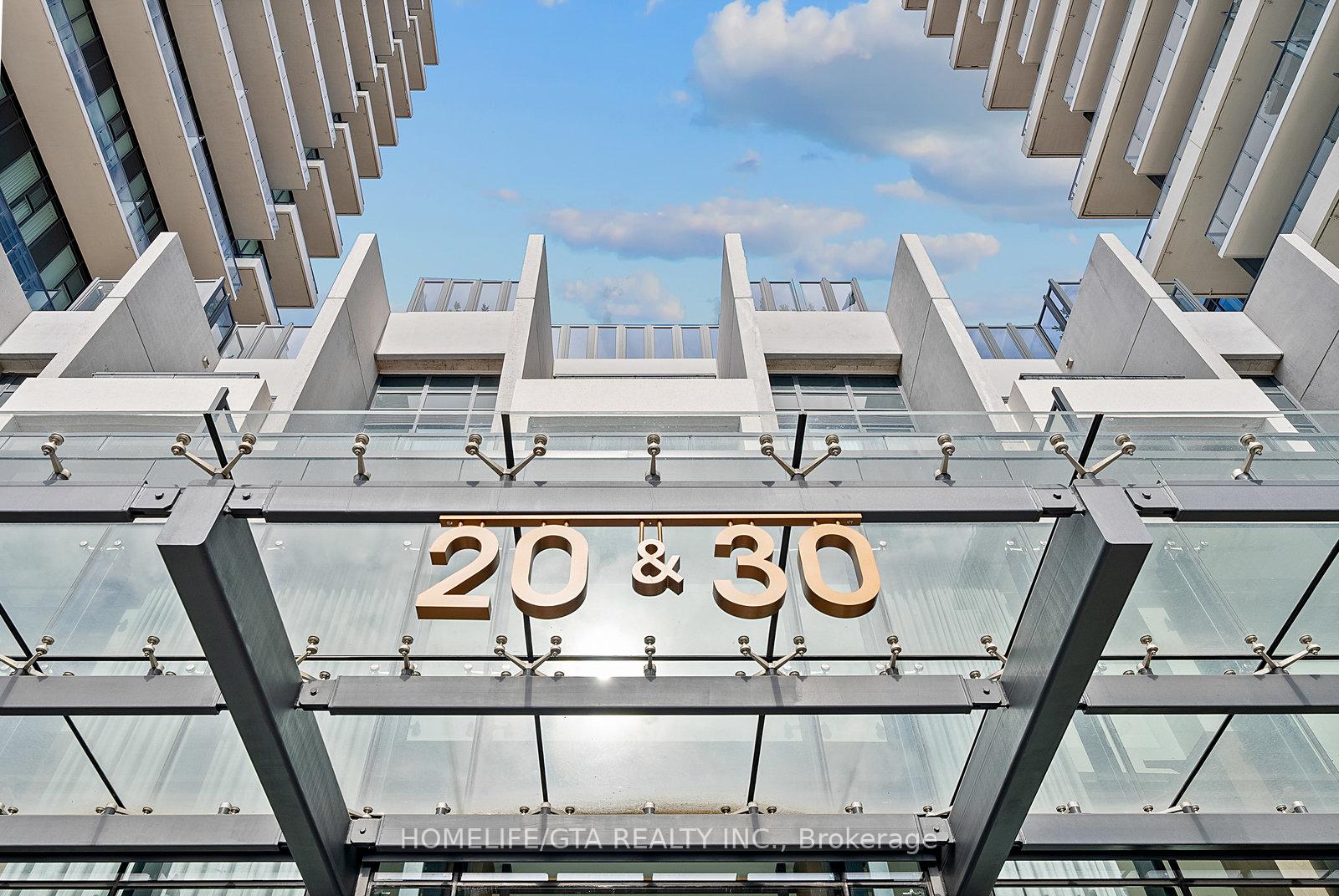30 Inn On The Park Drive 613, Toronto C13, ON M3C 0P7