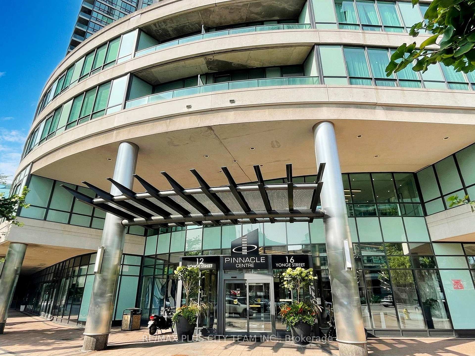 16 Yonge Street 502, Toronto C01, ON M5E 2A1