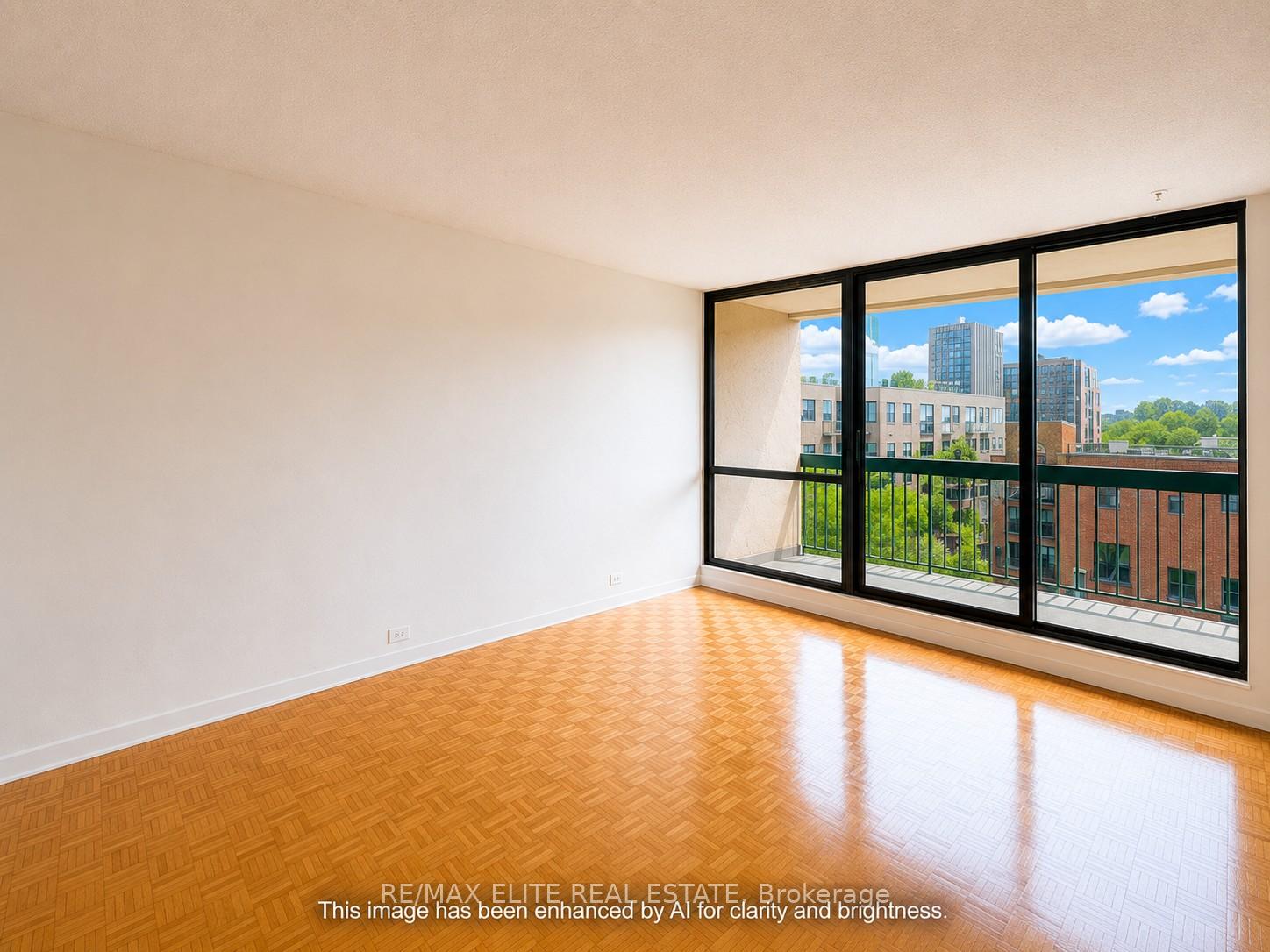 80 St Patrick Street 715, Toronto C01, ON M5T 2X6
