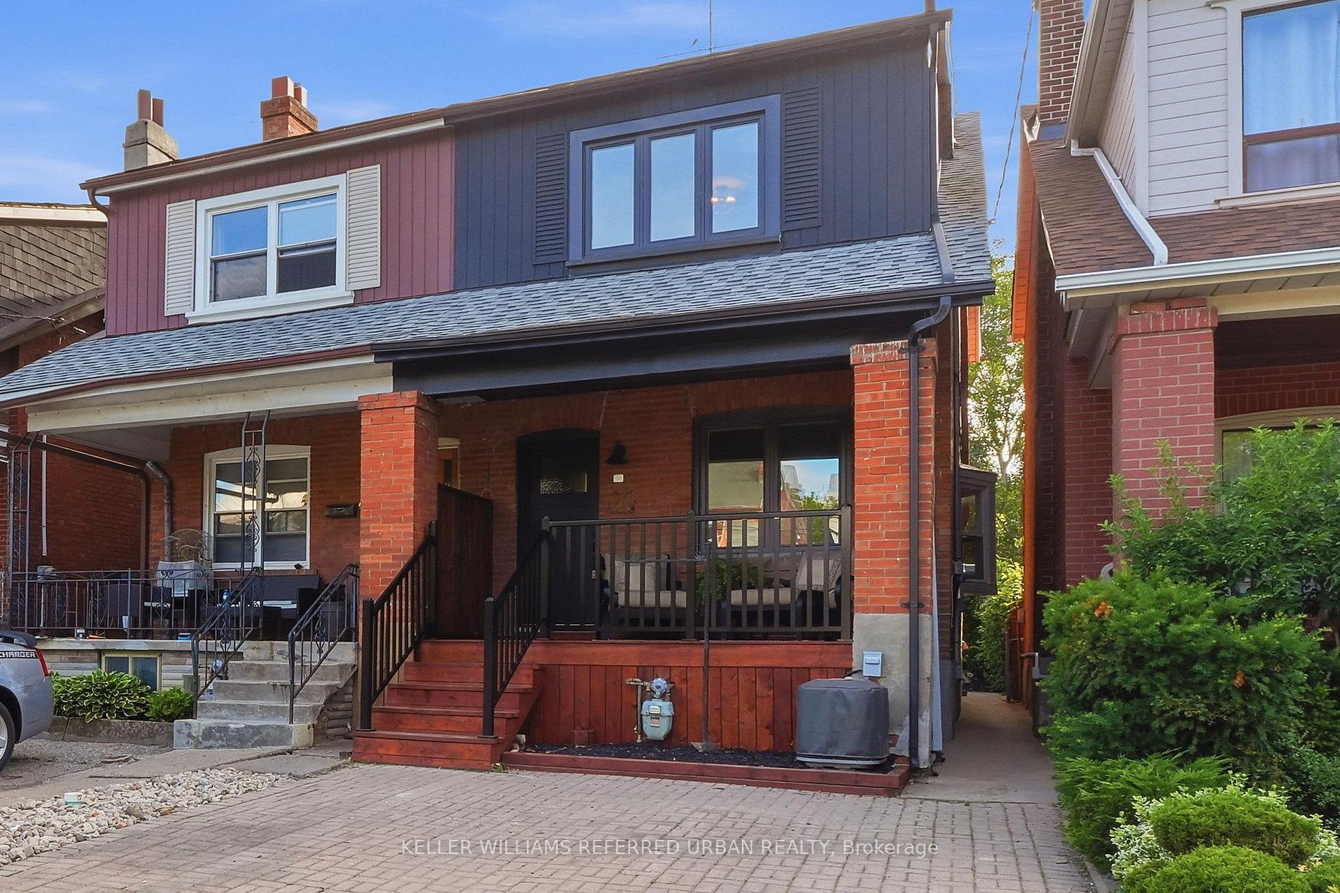 220 Westmount Avenue, Toronto C03, ON M6E 3M8