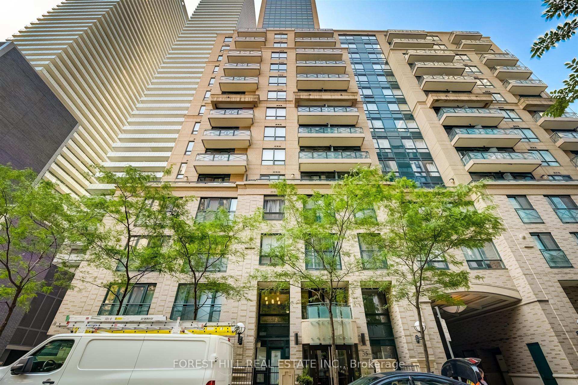 35 Hayden Street 2504, Toronto C08, ON M4Y 3C3