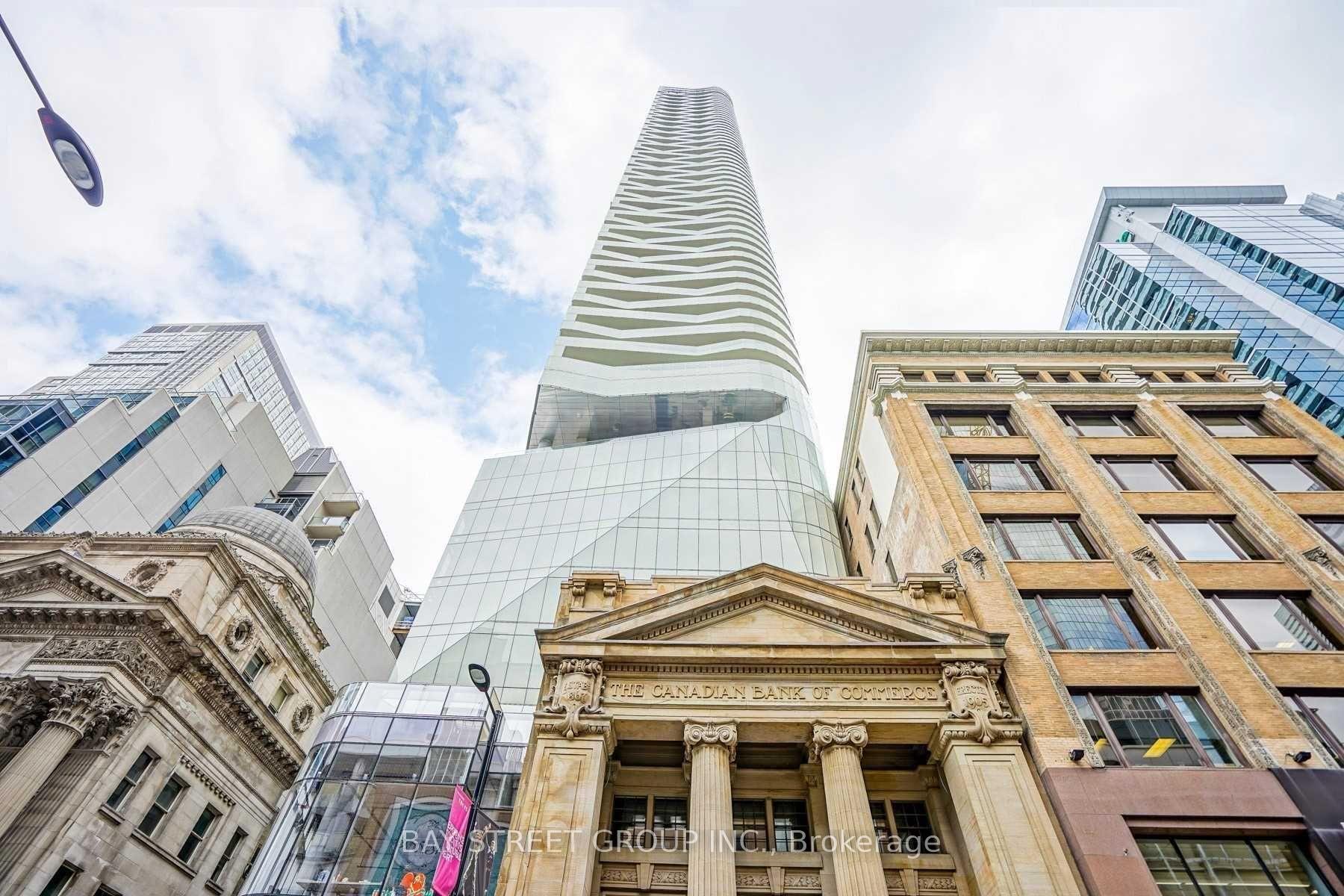 197 Yonge Street 3801, Toronto C08, ON M5B 1M4