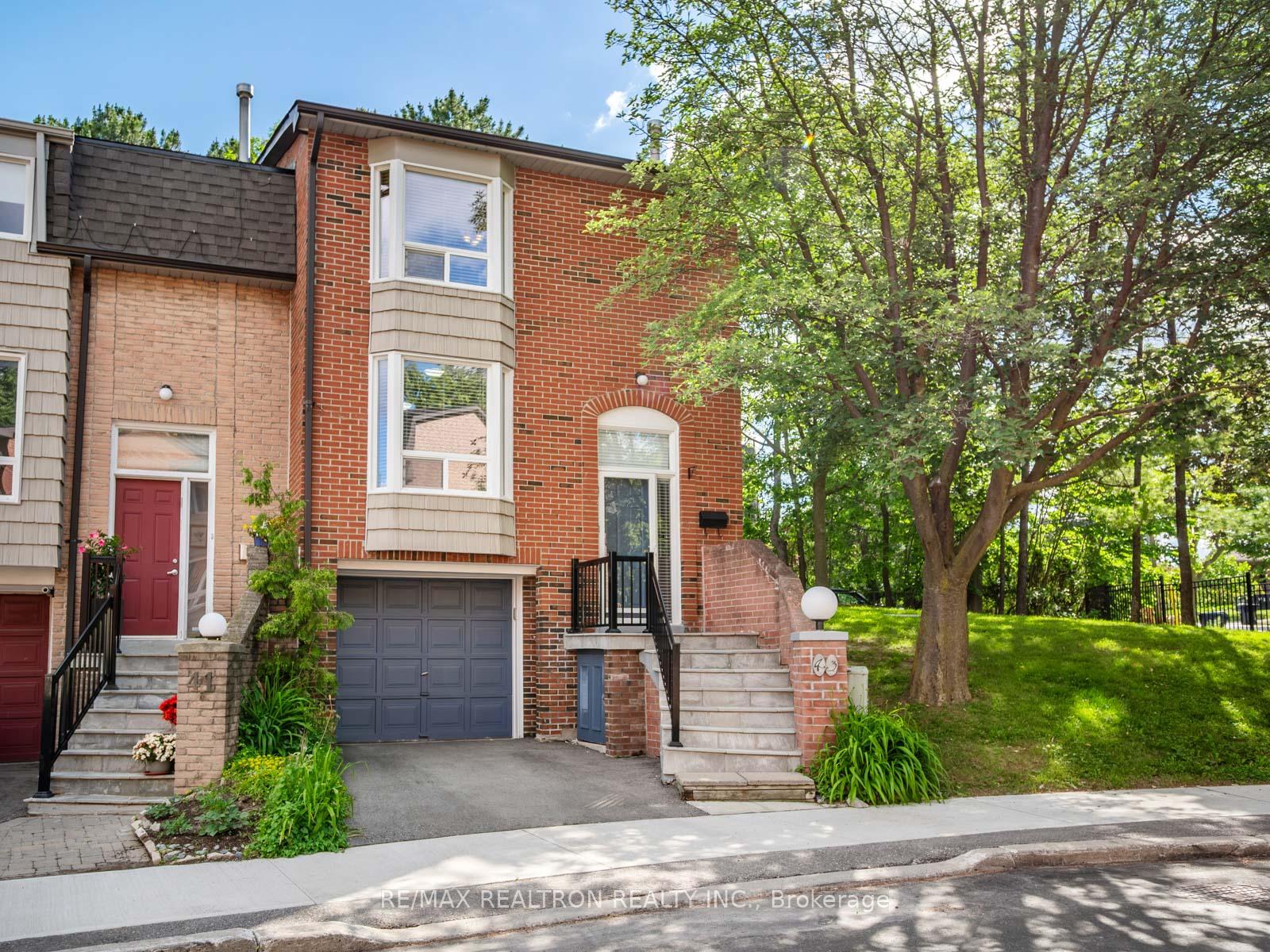 43 Wild Gingerway Road, Toronto C06, ON M3H 5W9