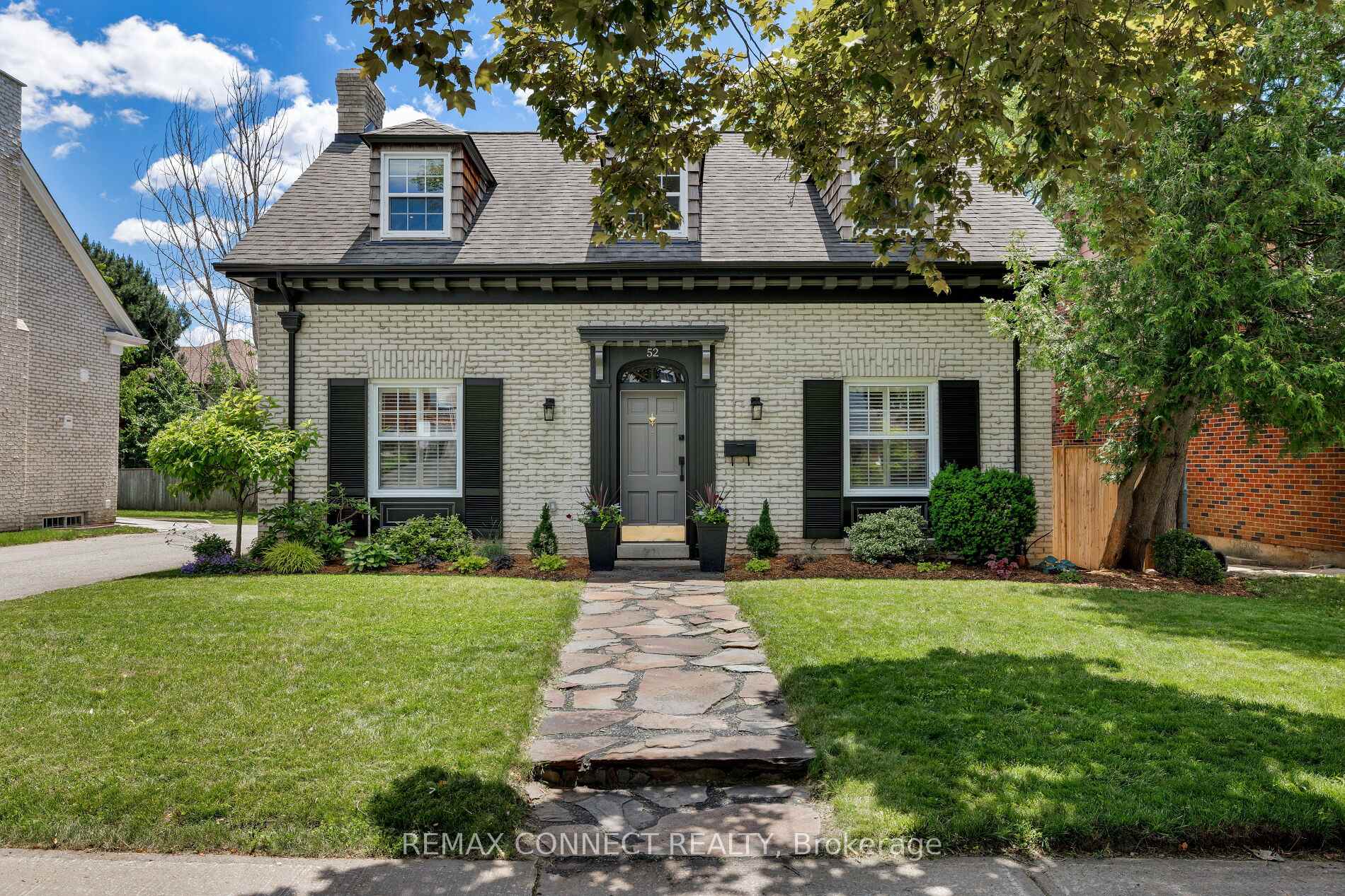 52 Angus Drive, Toronto C15, ON M2J 2X1