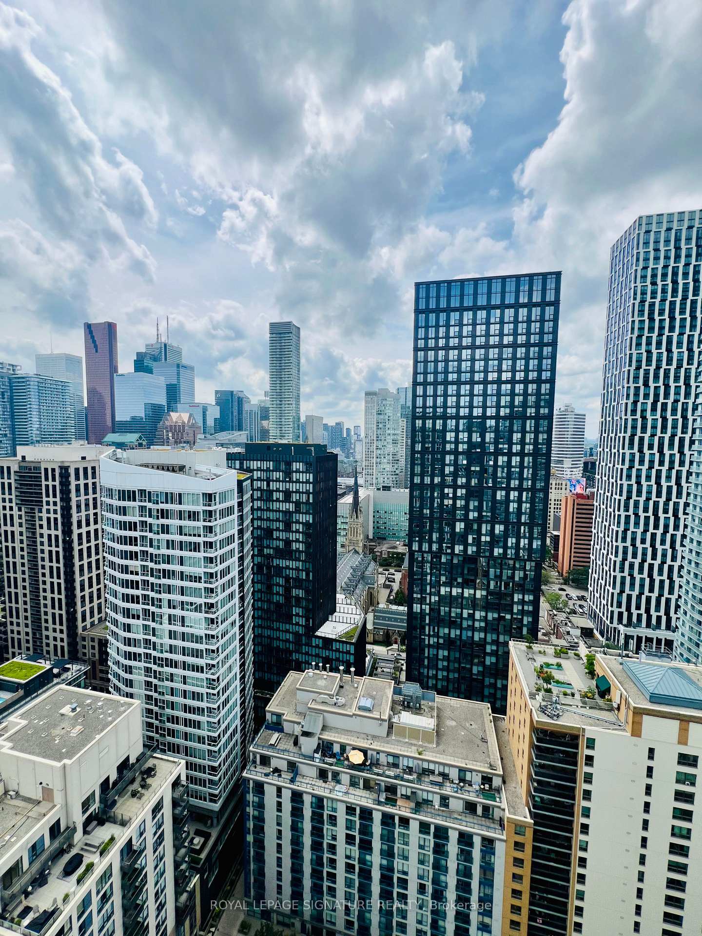 65 Mutual Street 3006, Toronto C08, ON M5B 0E5