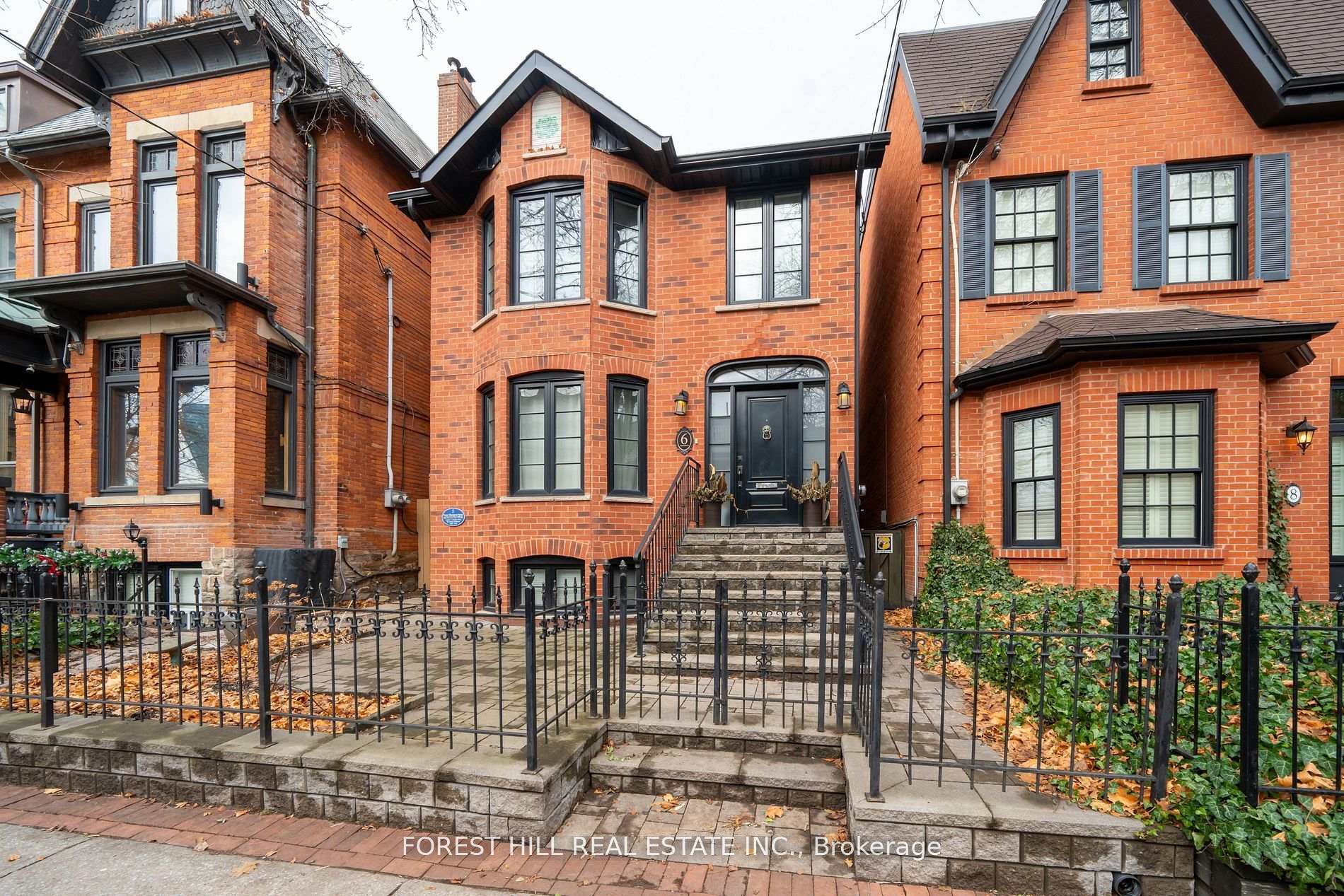 6 Aberdeen Avenue, Toronto C08, ON M4X 1A2