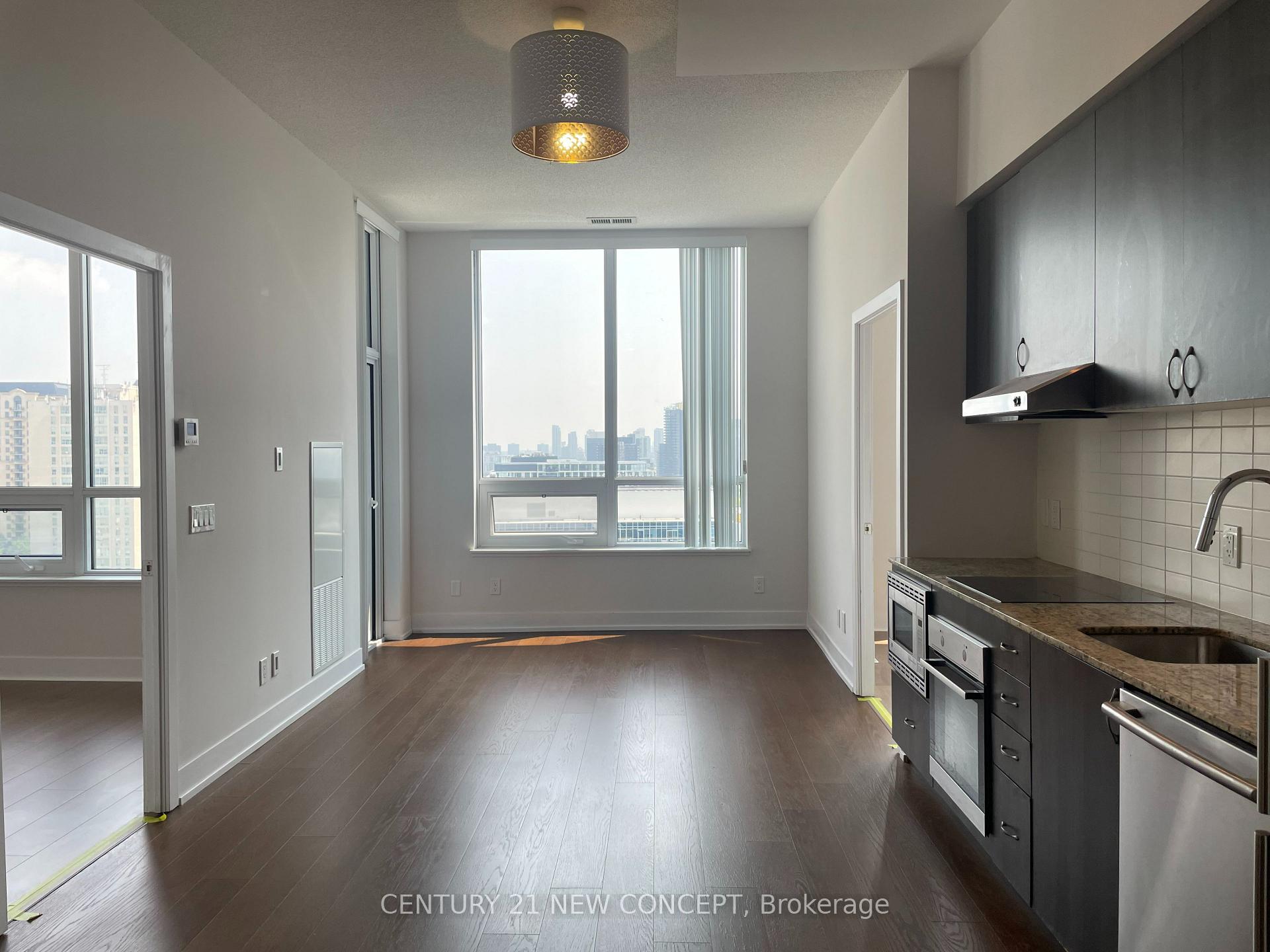 7 Kenaston Gardens E PH01, Toronto C15, ON M2K 0E9