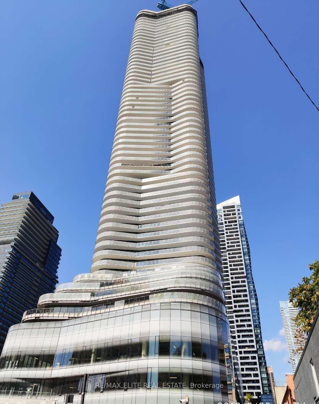 11 Wellesley Street W 1812, Toronto C01, ON M4Y 1E8
