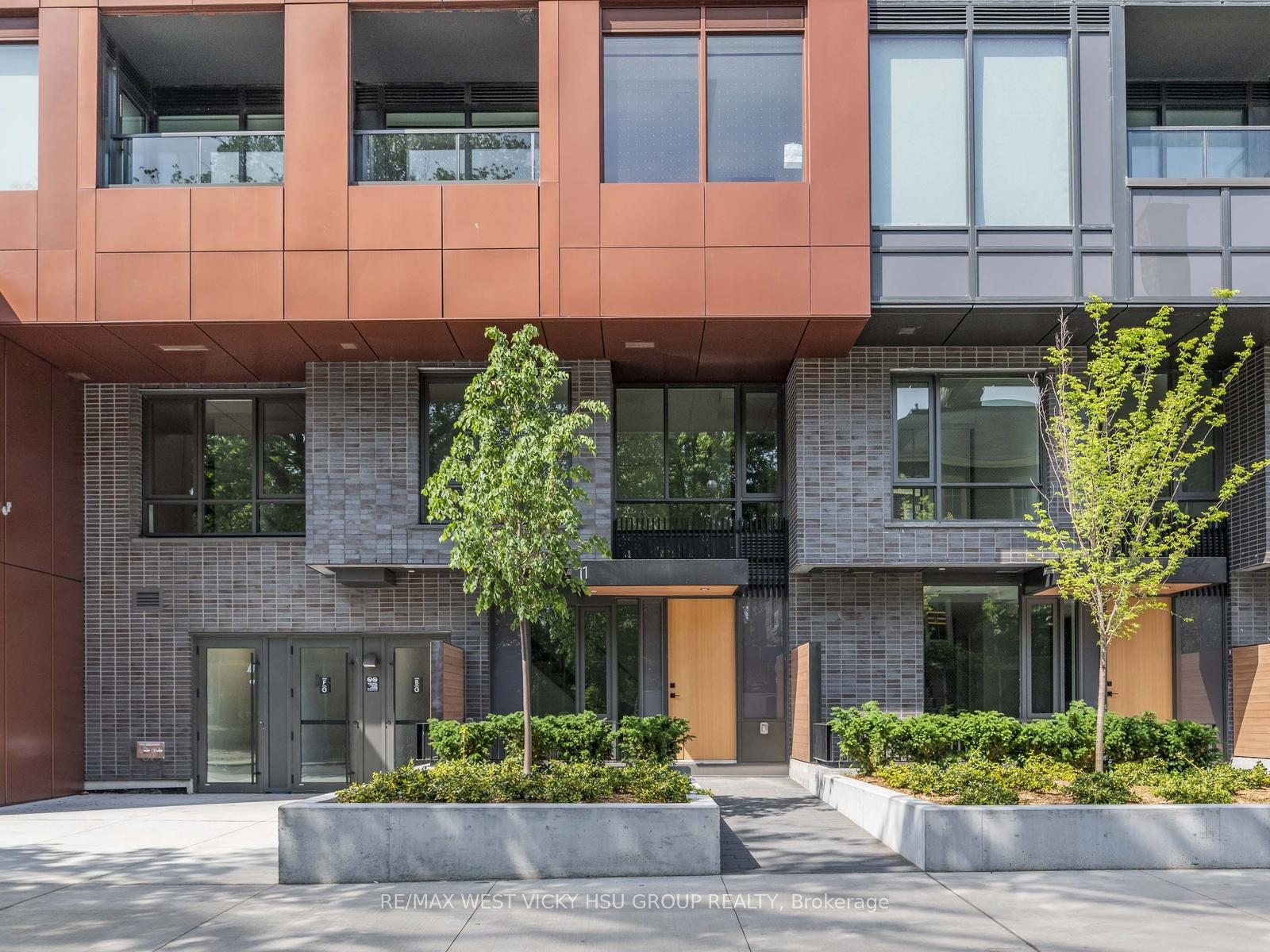28 Eastern Avenue TH105 #6, Toronto C08, ON M5A 0Y2